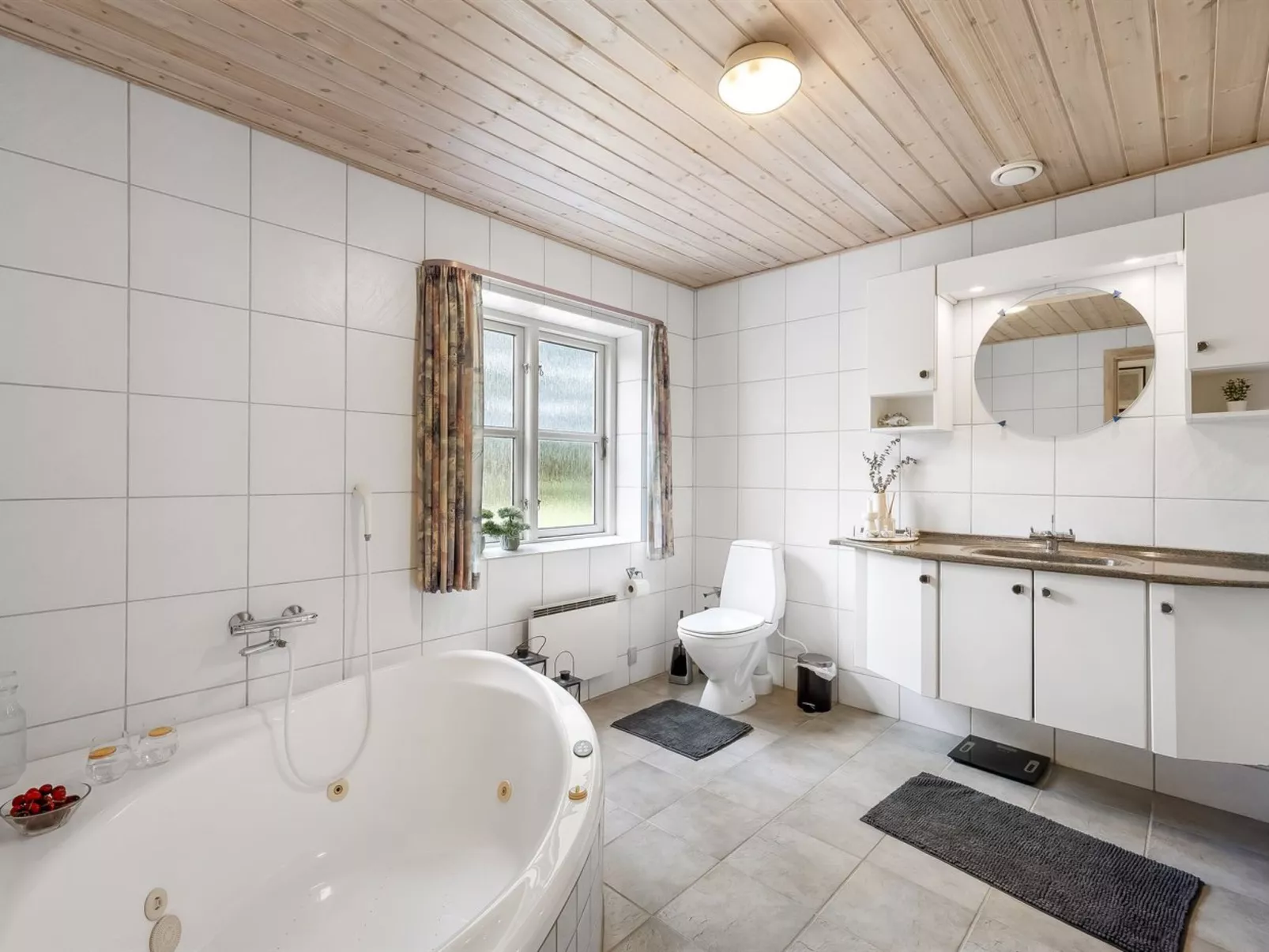 "Marlise" - 2.5km from the sea-Binnen