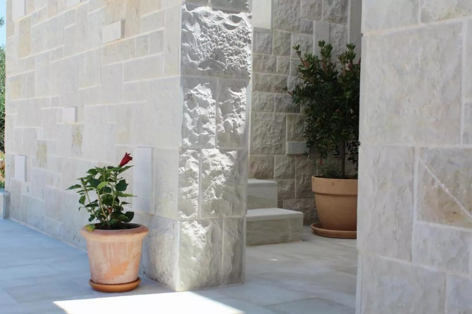 Villa Vera -Three Bedroom Villa with Swimming pool - Buitenlucht