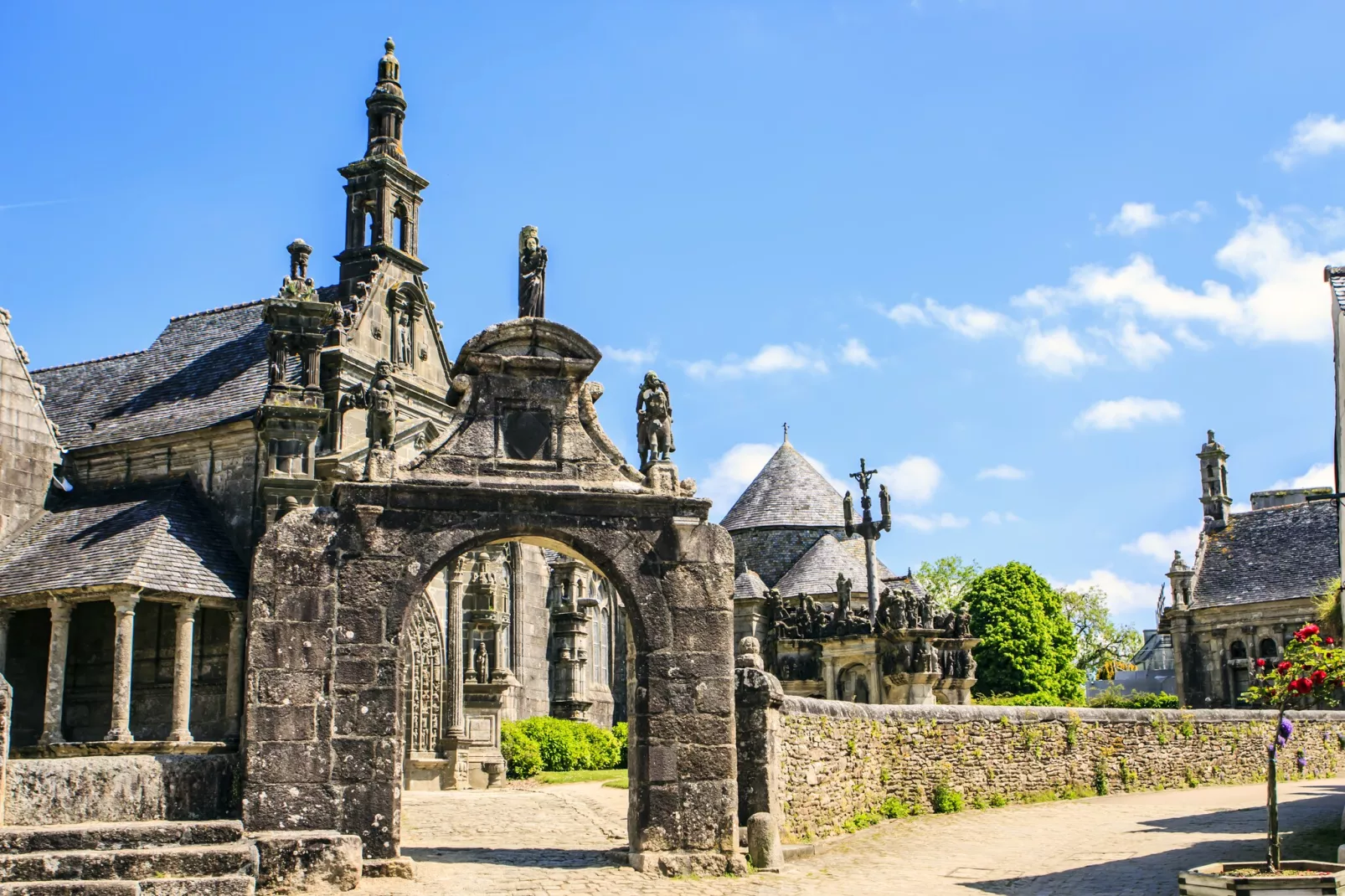 Maison de ville avec terrasse/jardin Guerlesquin - Gebieden zomer 20km