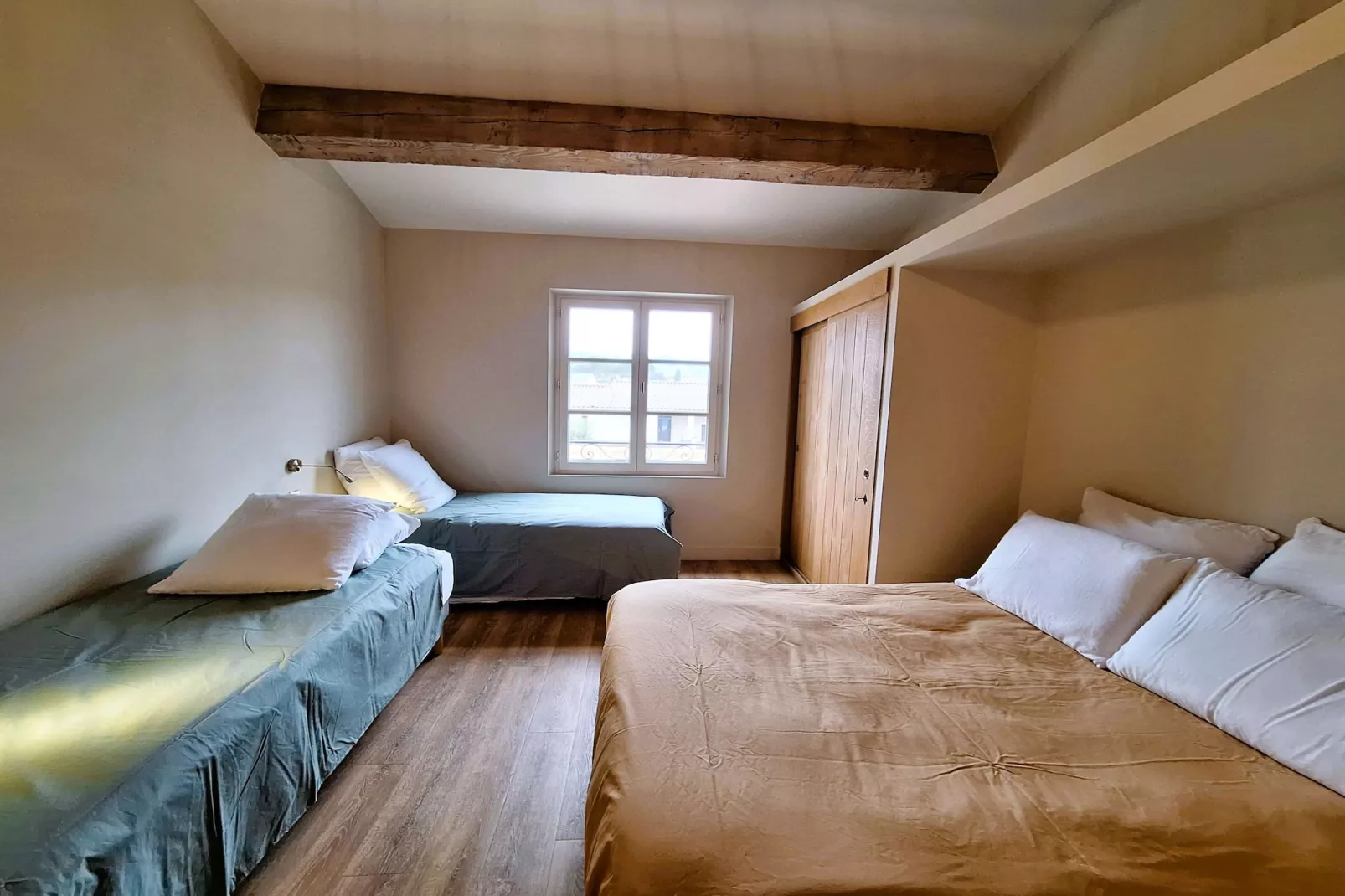 Le Mas Sorella – Votre Évasion Provençale au Cœur des Alpilles-Slaapkamer