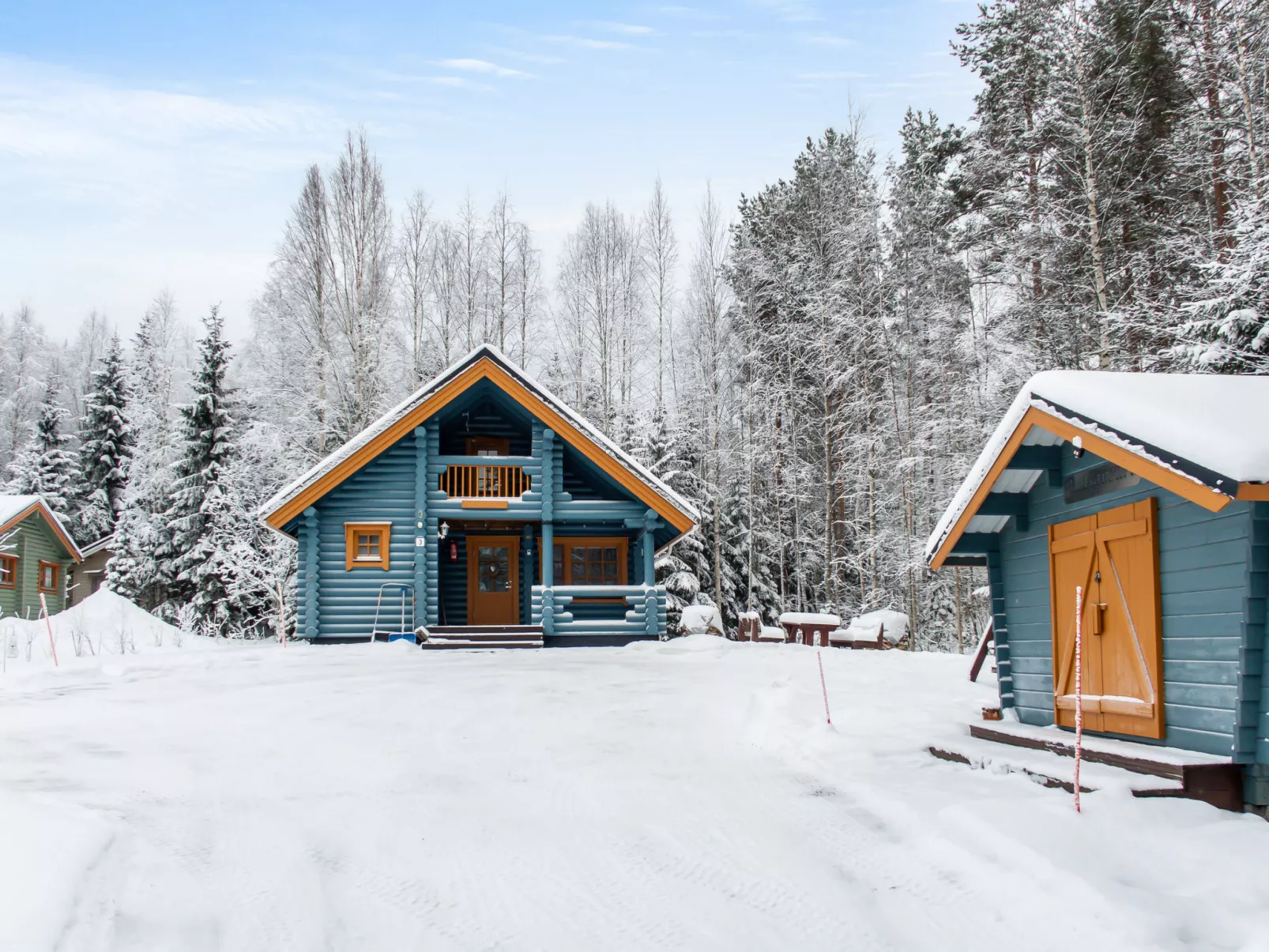 Linnanhelmi (ent. metsäpeura) - Binnen