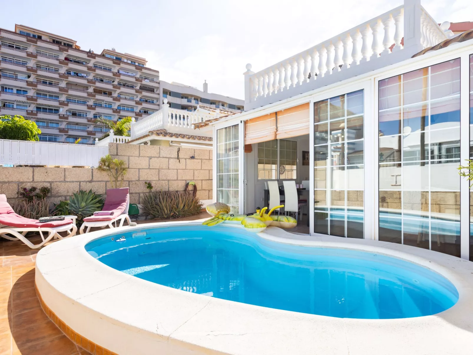 Villa Carolina - Image-tags.info