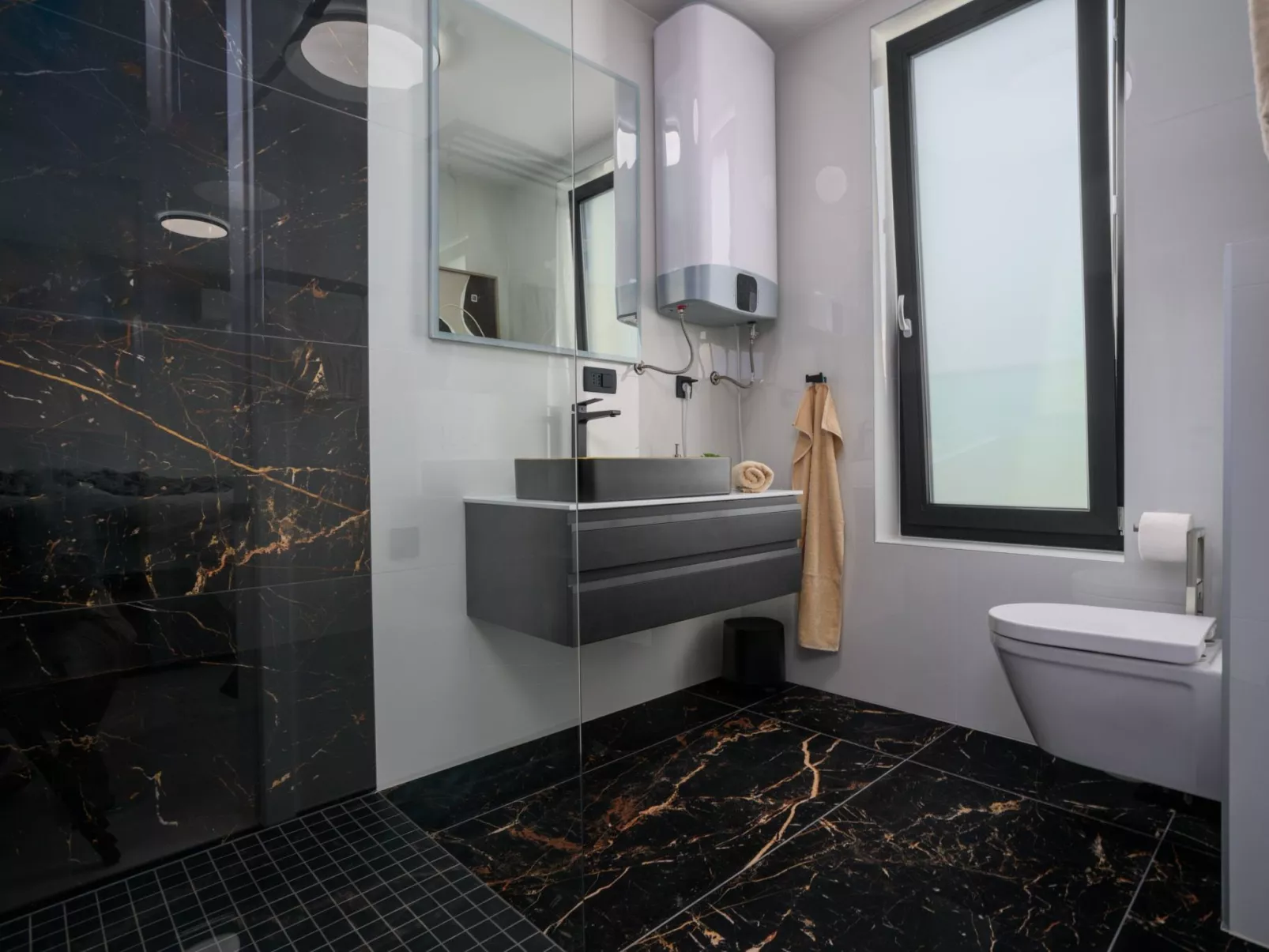 Luxusvilla mit beheiztem Pool in Strandnähe - Image-tags.info