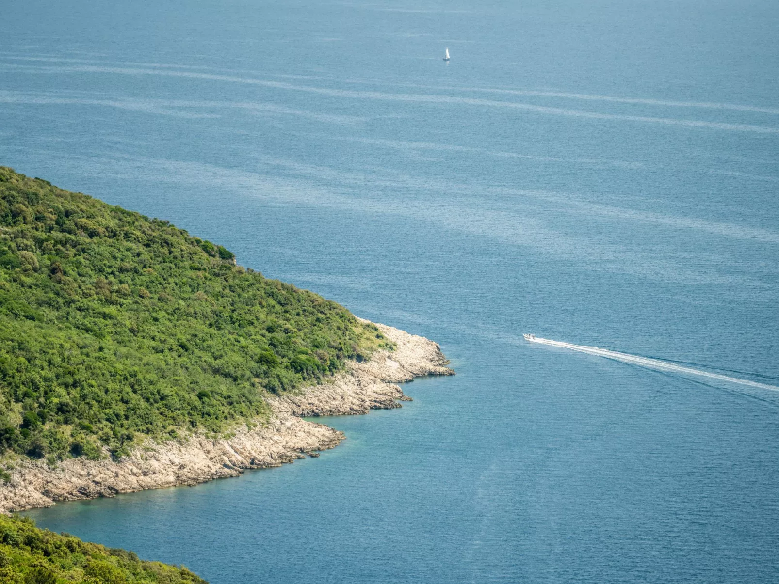 Luxury Seaview Apartment - Image-tags.info