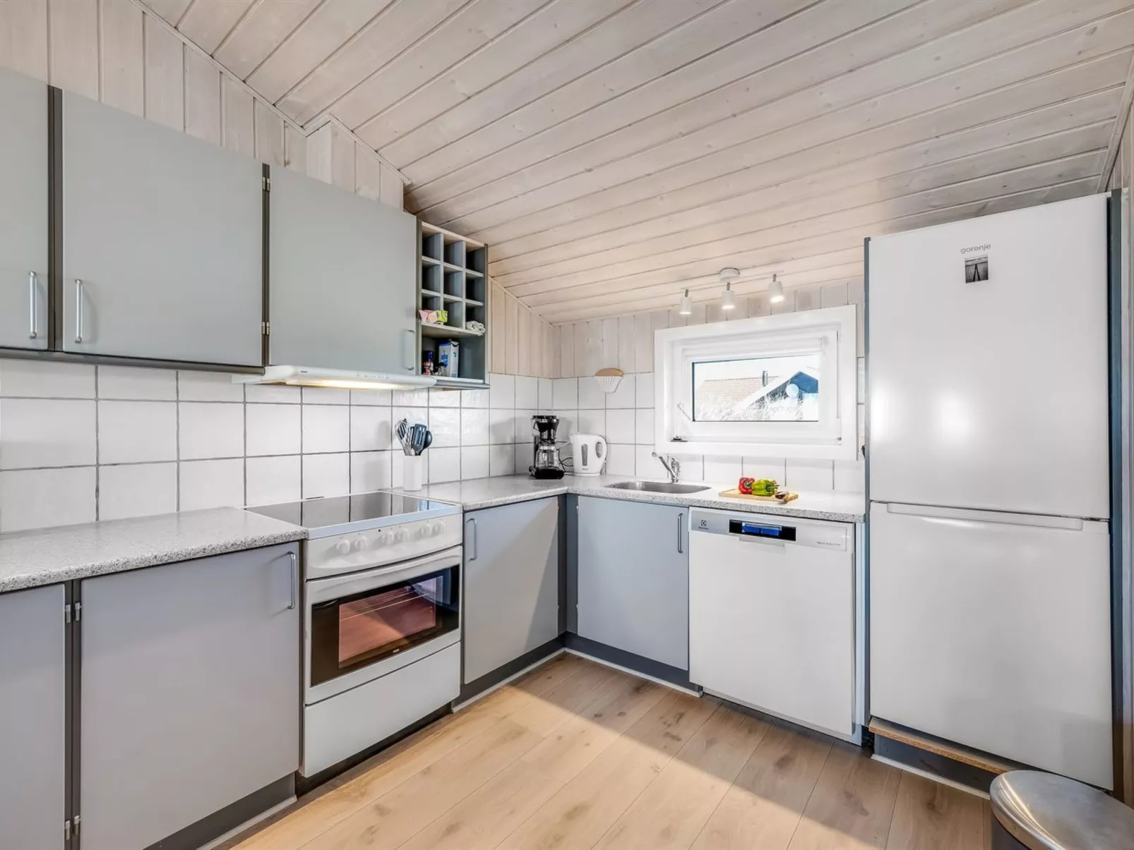 "Jaana" - 10m from the sea - Binnen