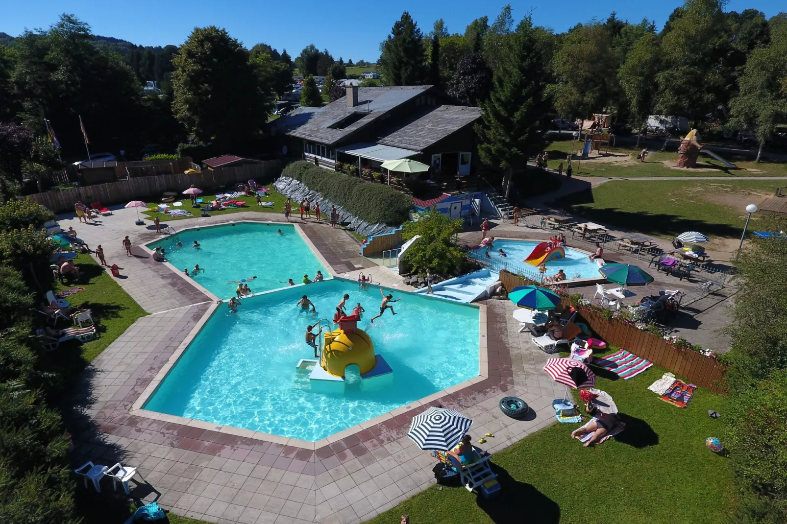 Camping Petite Suisse 7-Parkfaciliteiten