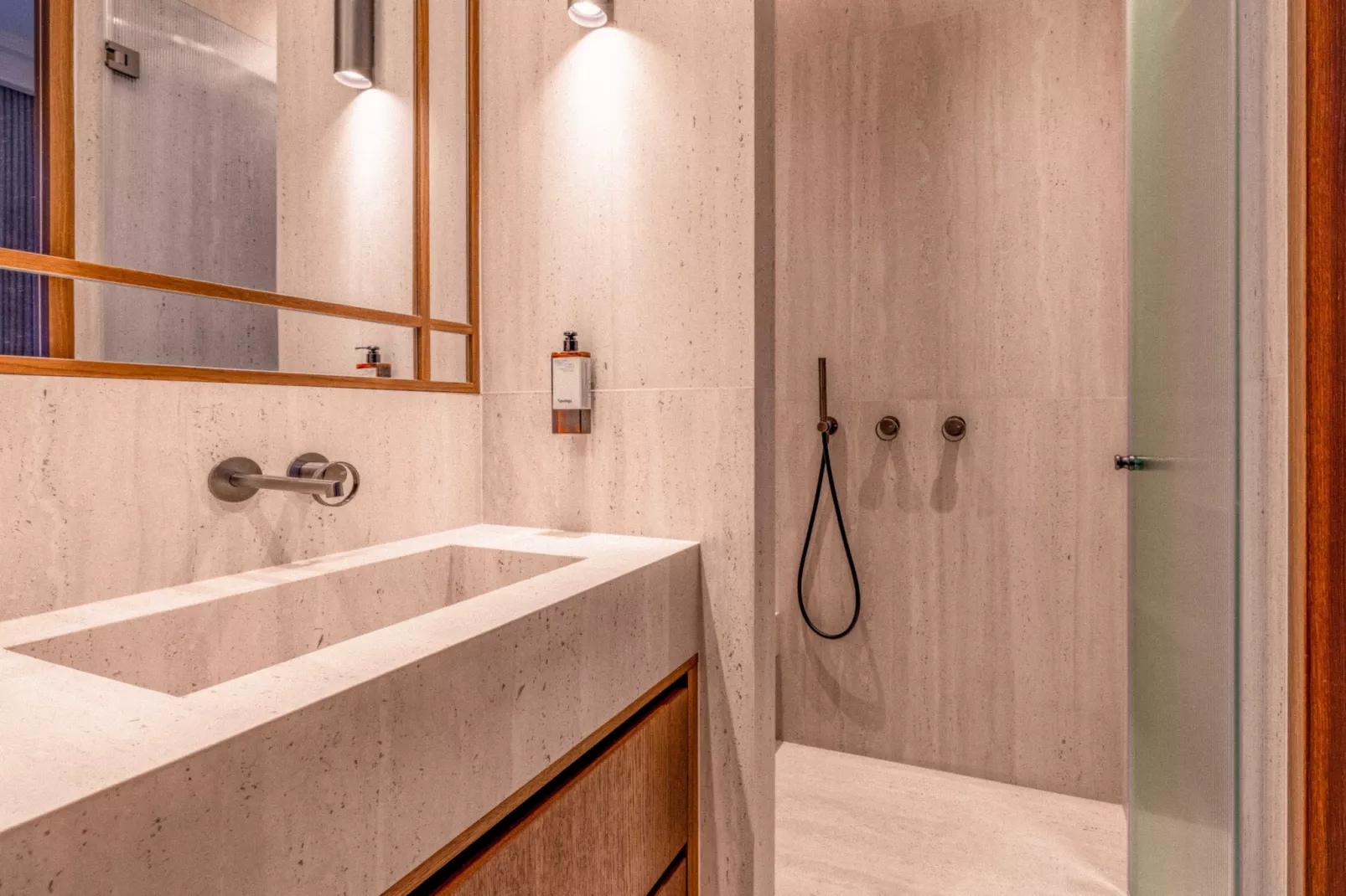 FDL-85-WAGRAM-1C-Niet-getagd