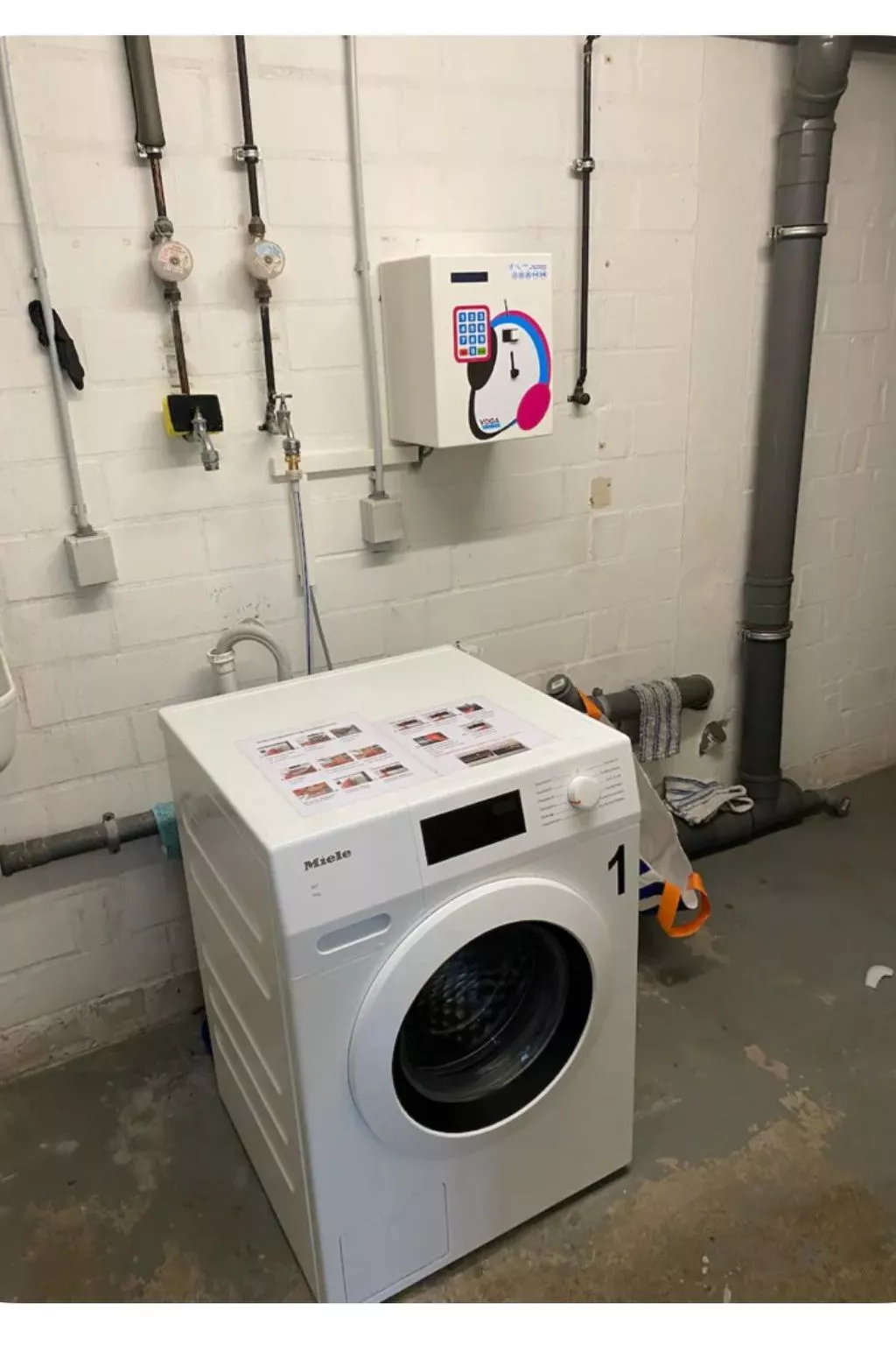 Black Mirror - Image-tags.info