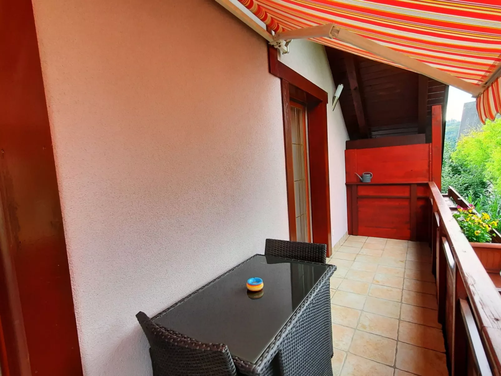 Studio-Appartement mit Balkon - Image-tags.info