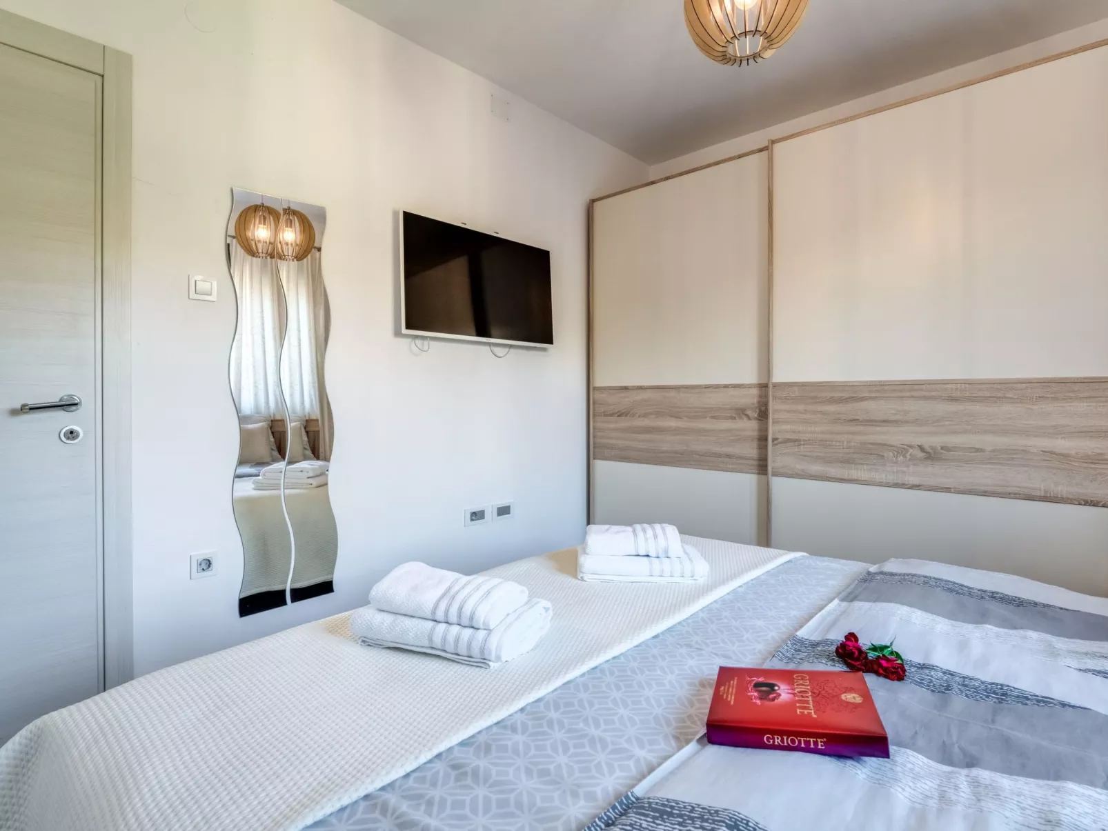 Villa "View" mit Blick auf das Wasser - Image-tags.info