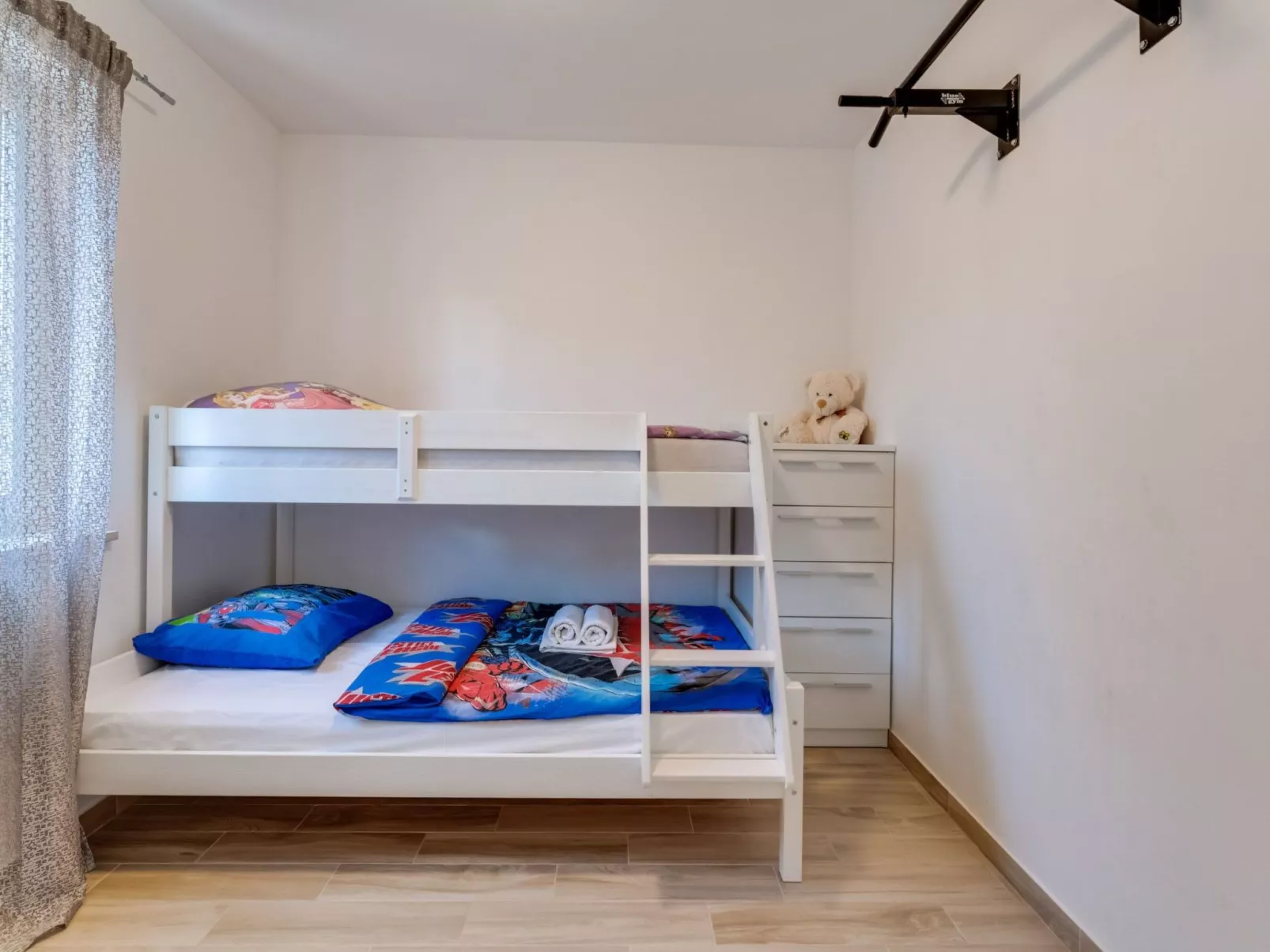 Haus in Pinezići mit privatem Pool - Image-tags.info