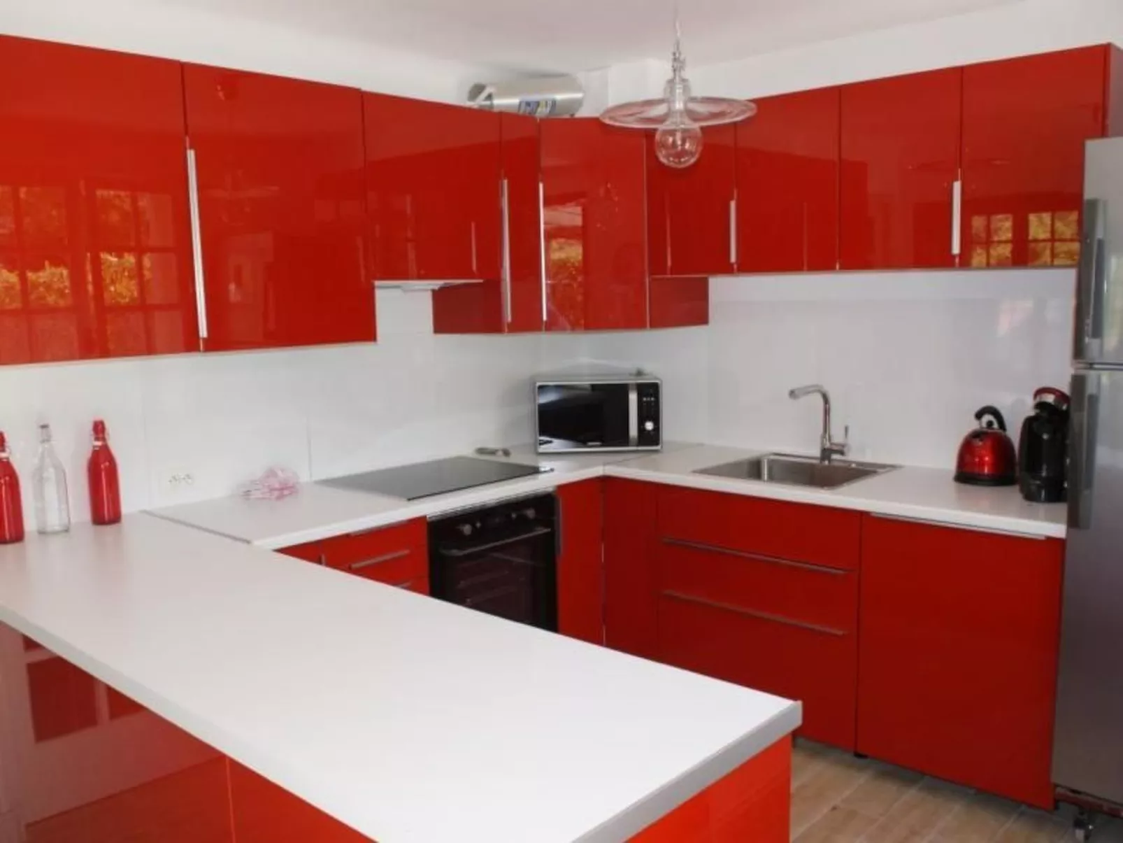 Schöne provenzalische Villa Les Carlets mit Pool - Image-tags.info