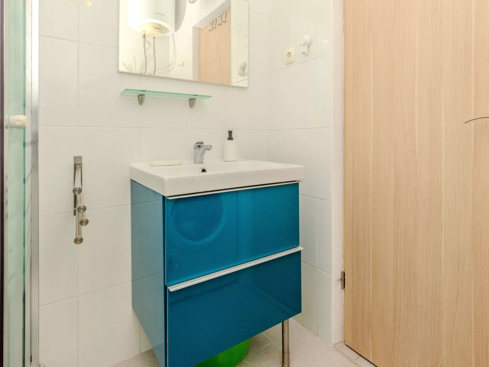 HH Stjepanovic - Image-tags.info