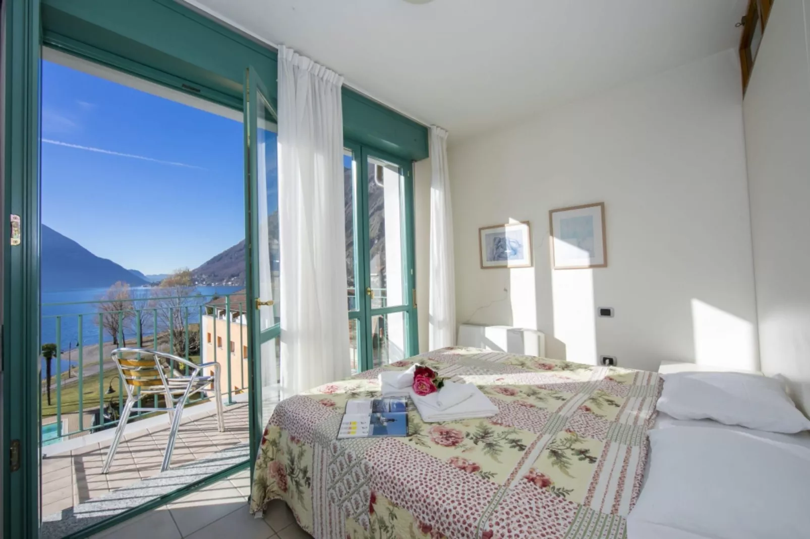 RESIDENCE PORTO LETIZIA - PALACE-1ROOM APT 4 PAX LAKE VIEW PLUS 8205 - P1LP4 - Slaapkamer