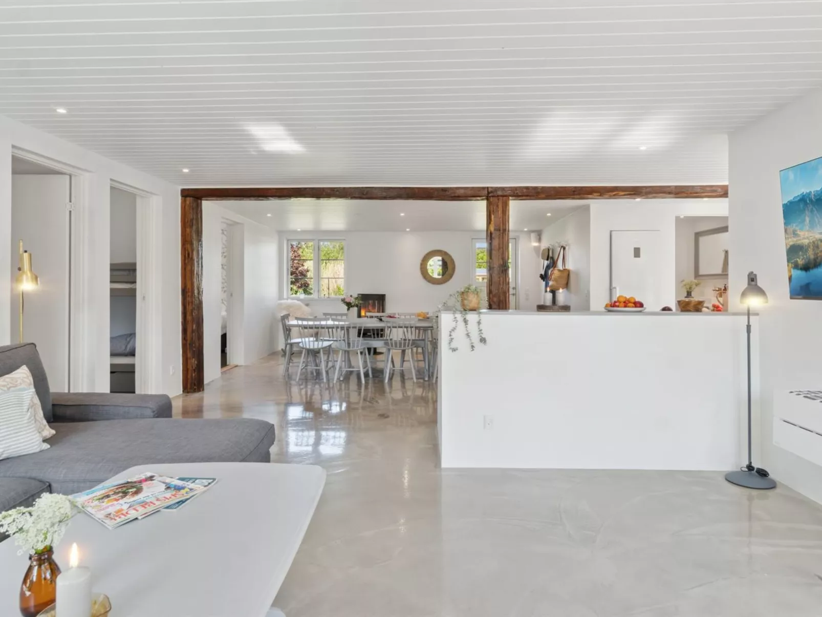 "Thrym" - 2.5km from the sea - Binnen