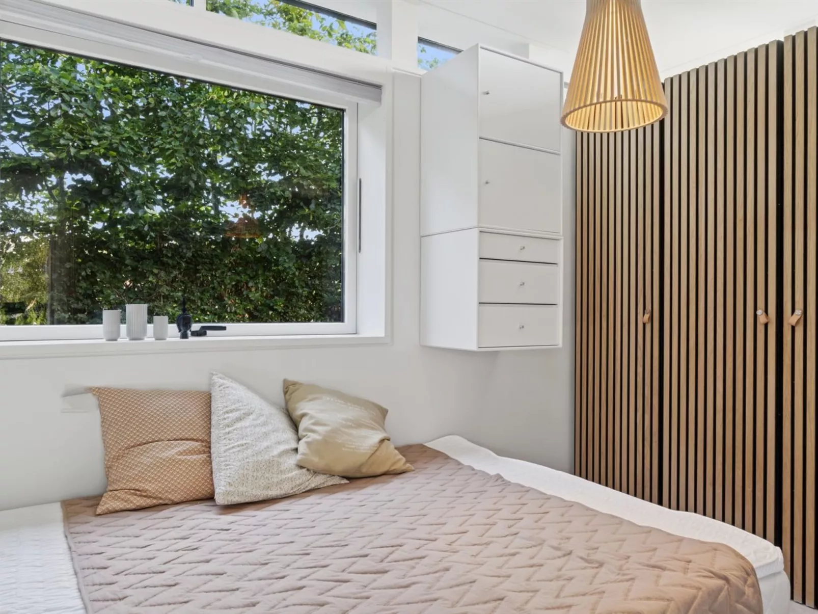 "Jo" - 175m to the fjord - Binnen