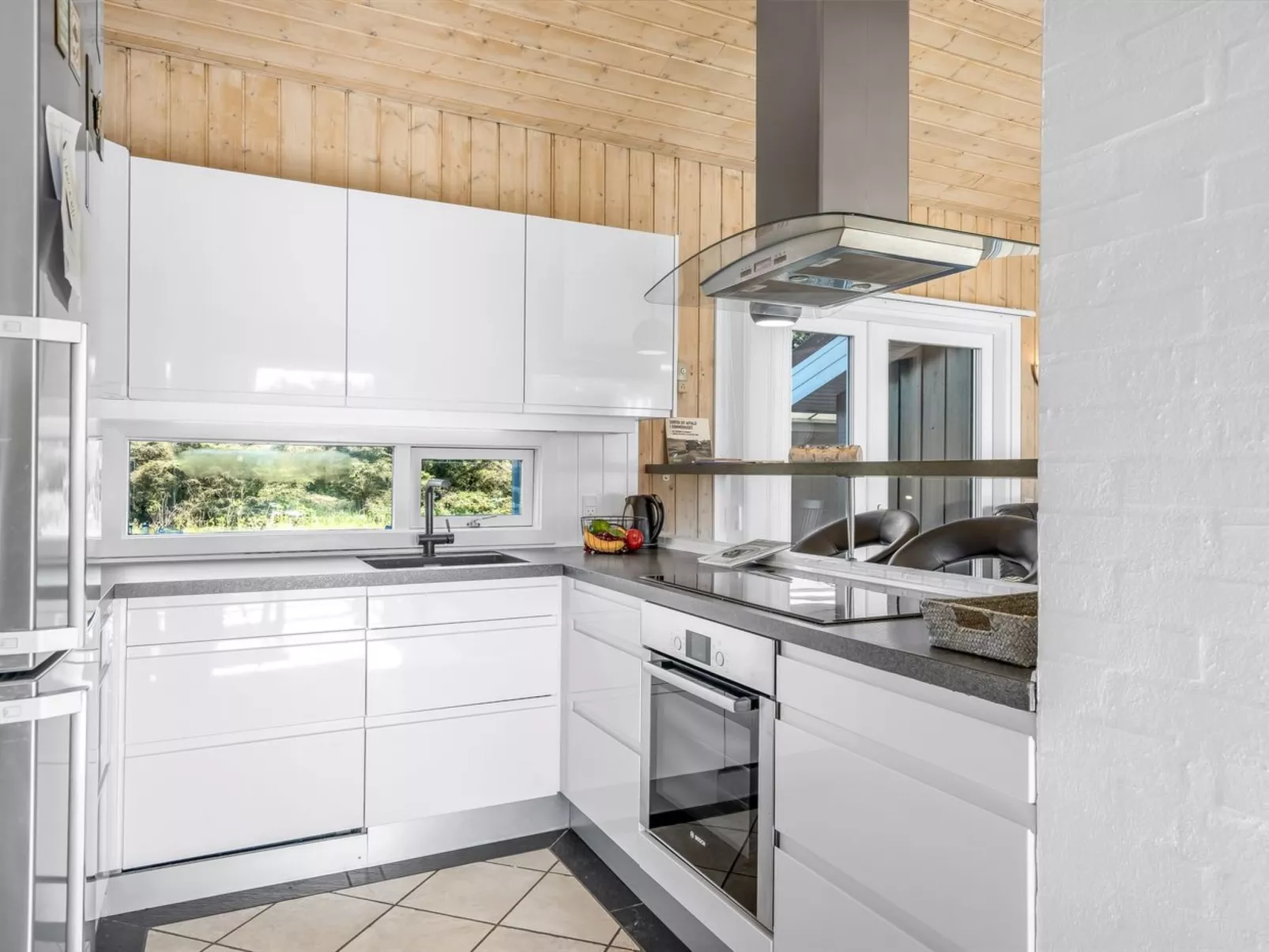 "Peder" - 700m from the sea-Binnen