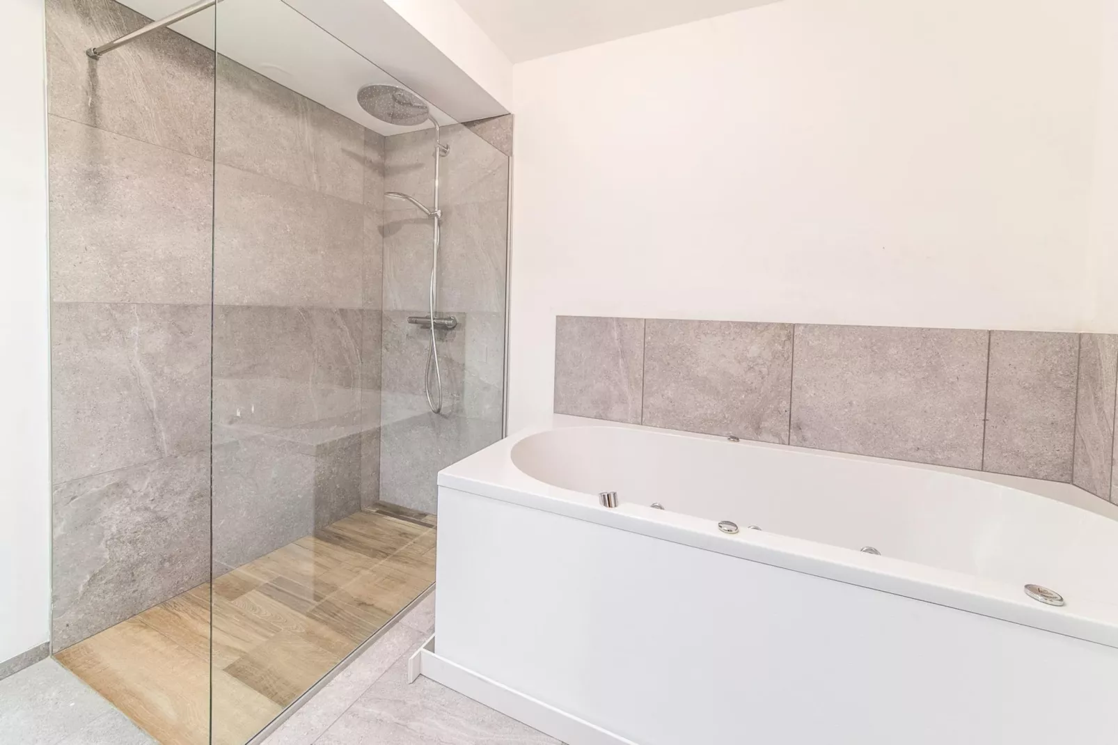 Le vol du milan-Badkamer