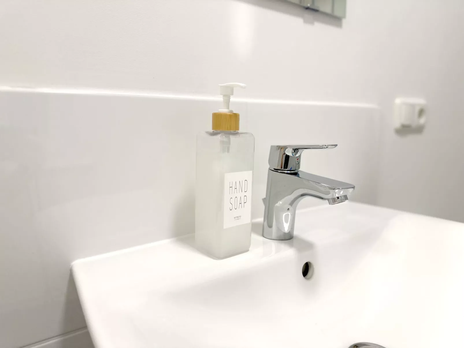 3Zi Altbau-Wohnung Holstentor in der Altstadt - Image-tags.info