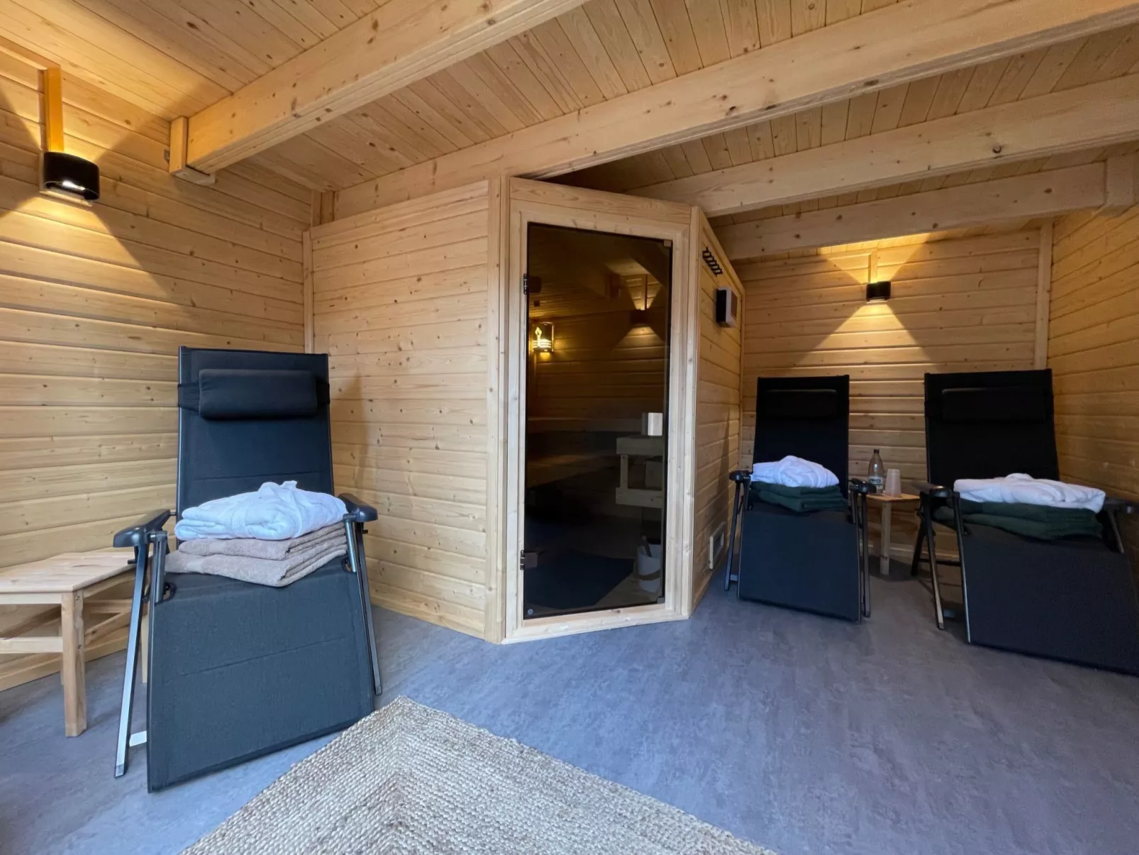 Schönes Ferienhaus in Neundorf mit Großer Terrasse - Image-tags.info