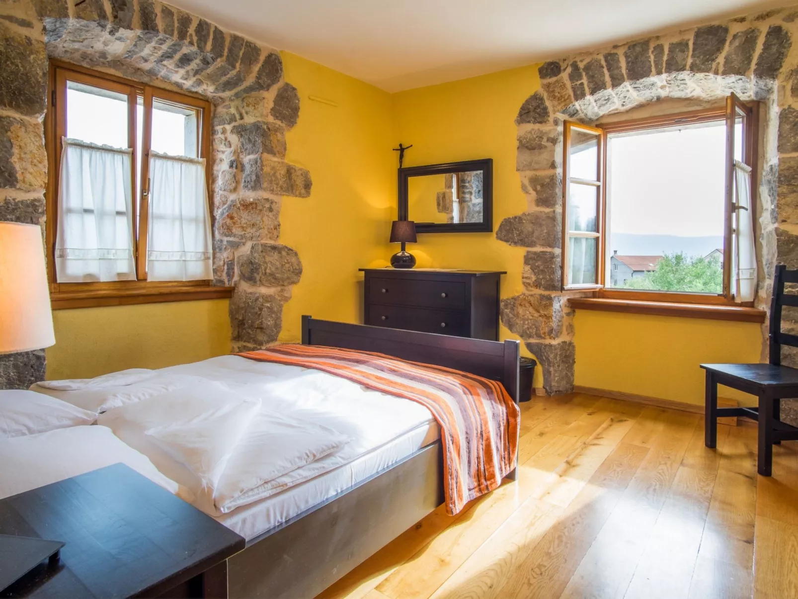 Villa mit Pool, Olivengarten und Meerblick - Image-tags.info