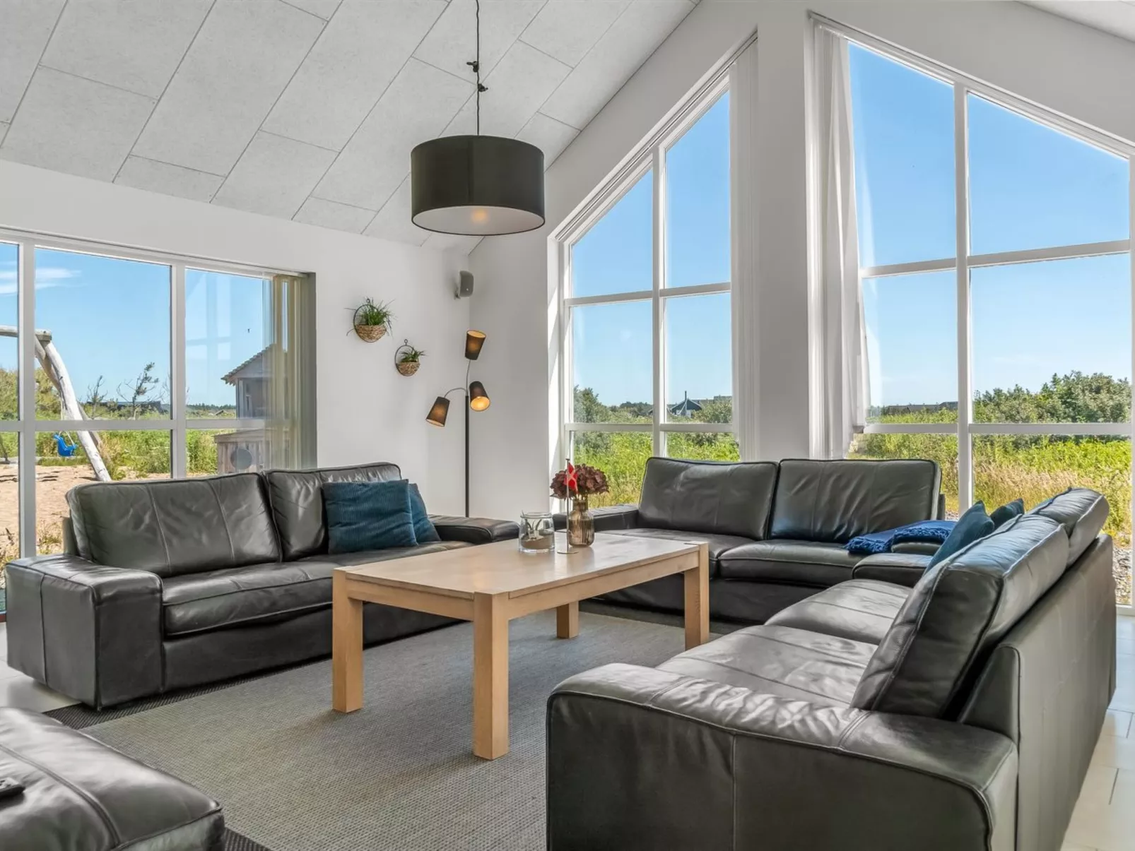 "Jonas" - 450m from the sea-Binnen