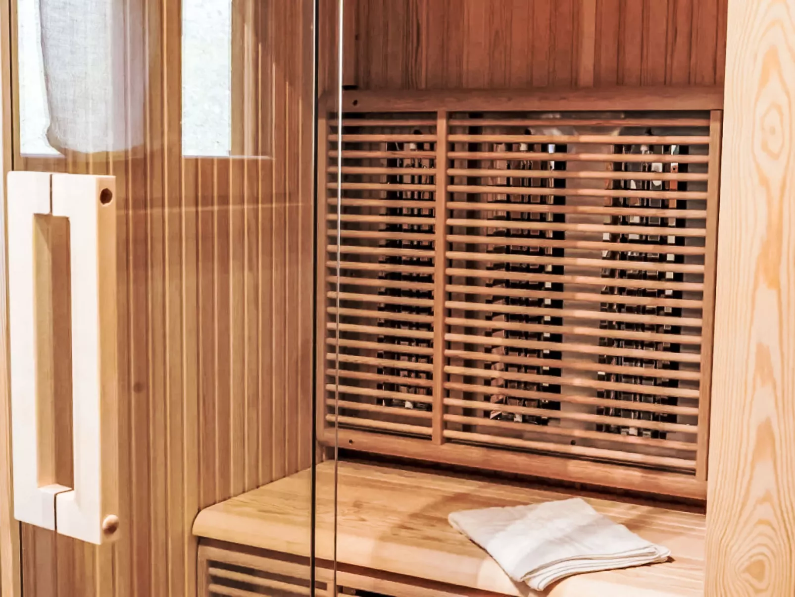 La Granda e la Piciola-Binnen