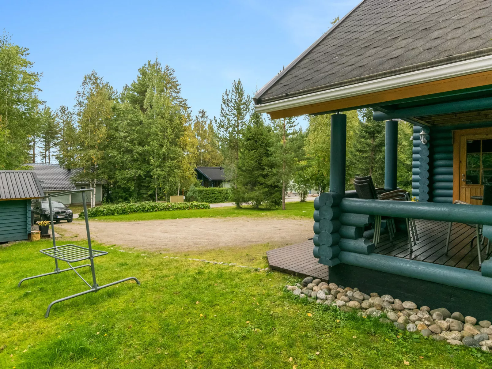 Linnanhelmi (ent. metsäpeura) - Binnen