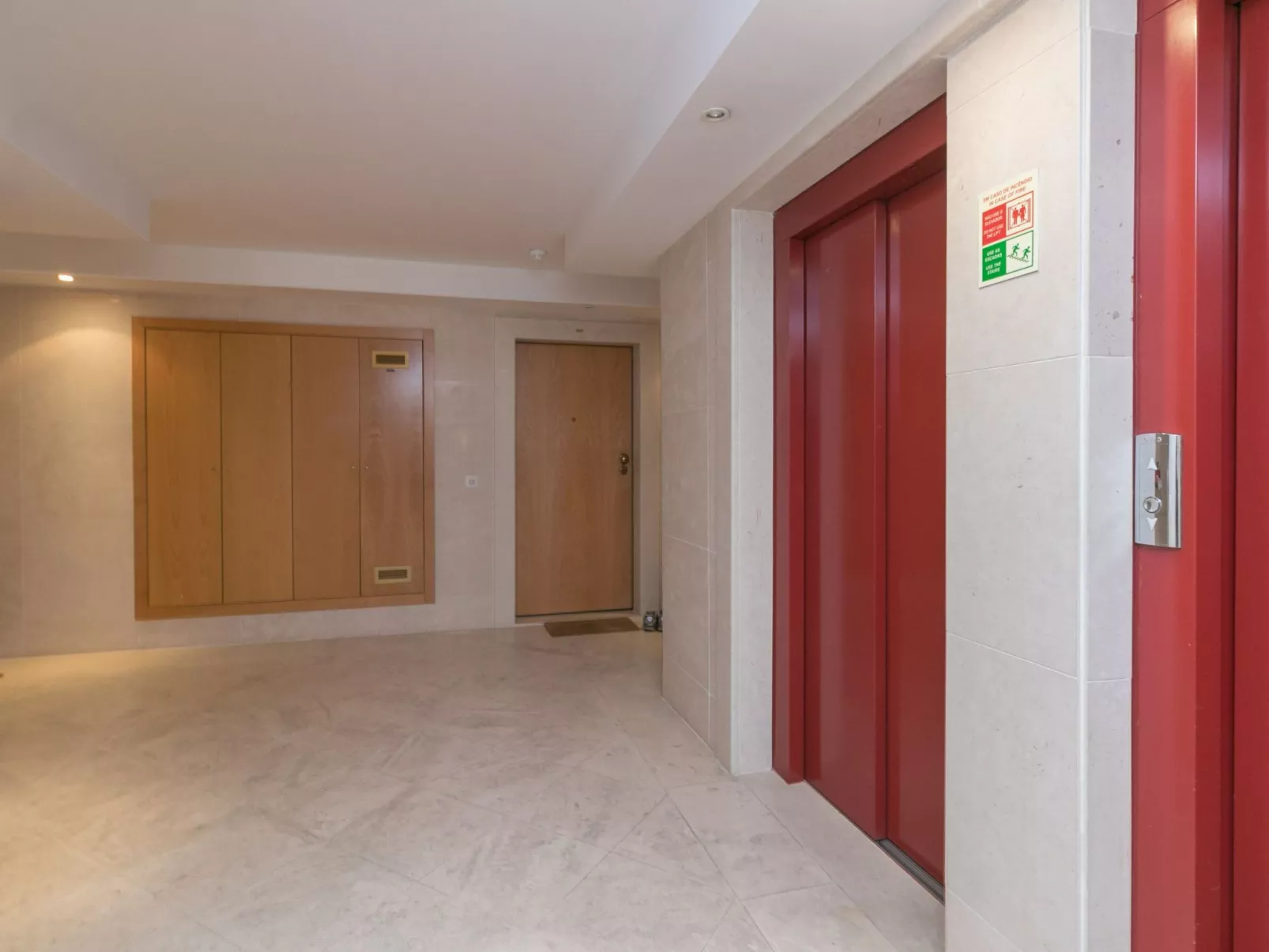 The Metropolitan- Premium-Wohnung mit Balkon, Parkplatz - Image-tags.info