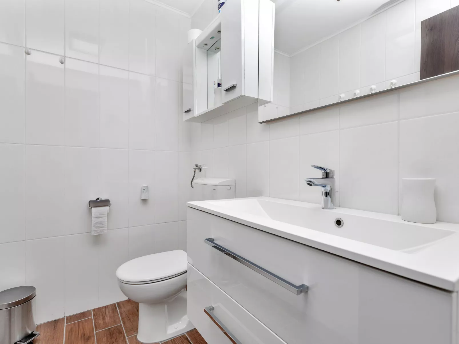 Villa Infinite mit Schwimmbad und Meerblick - Binnen