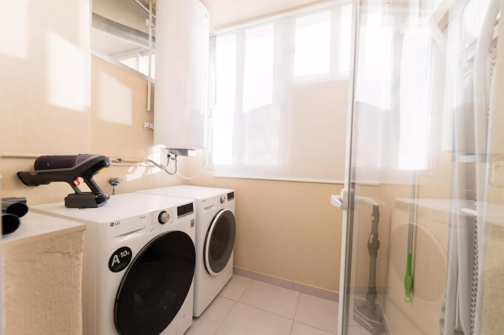 Marbell center - Badkamer