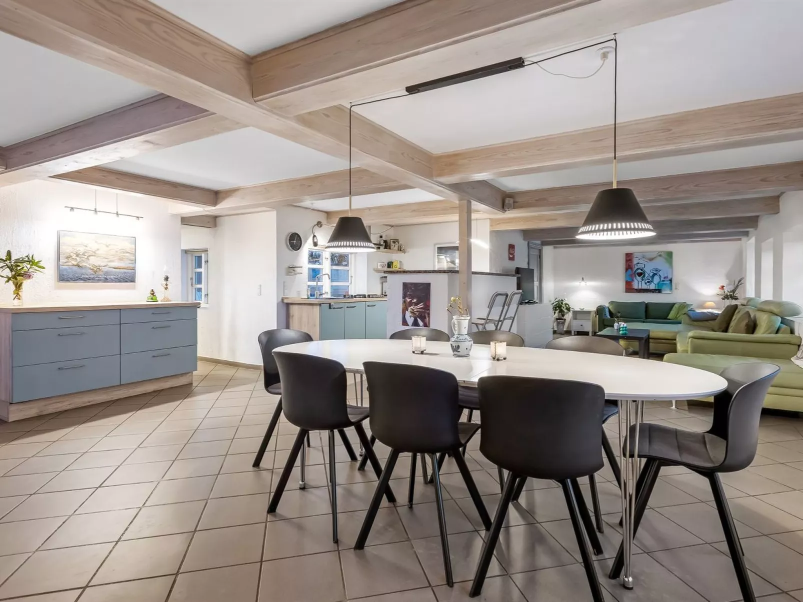 "Yorik" - 1.6km from the sea-Binnen