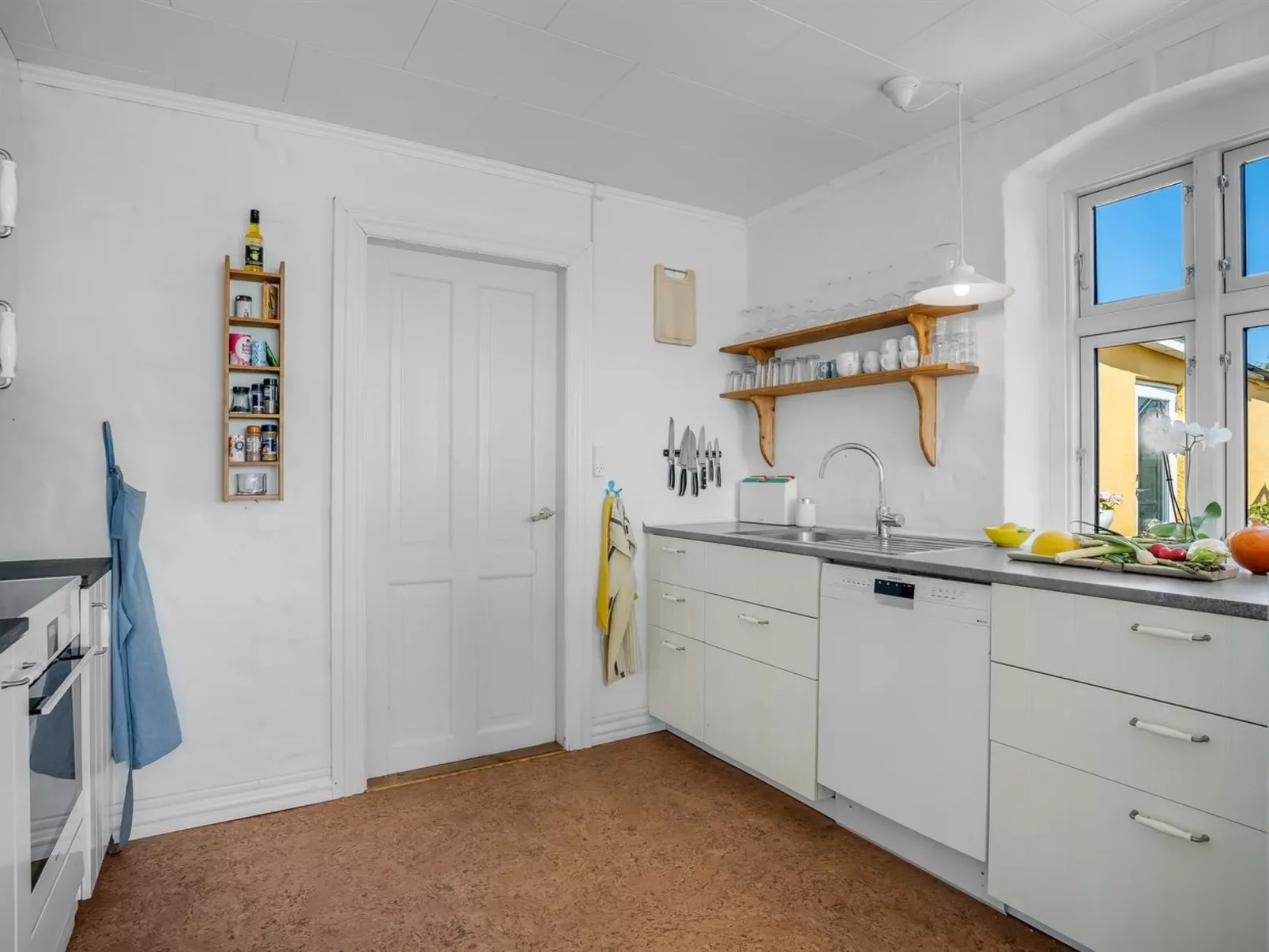 "Jurien" - 50m to the fjord - Binnen