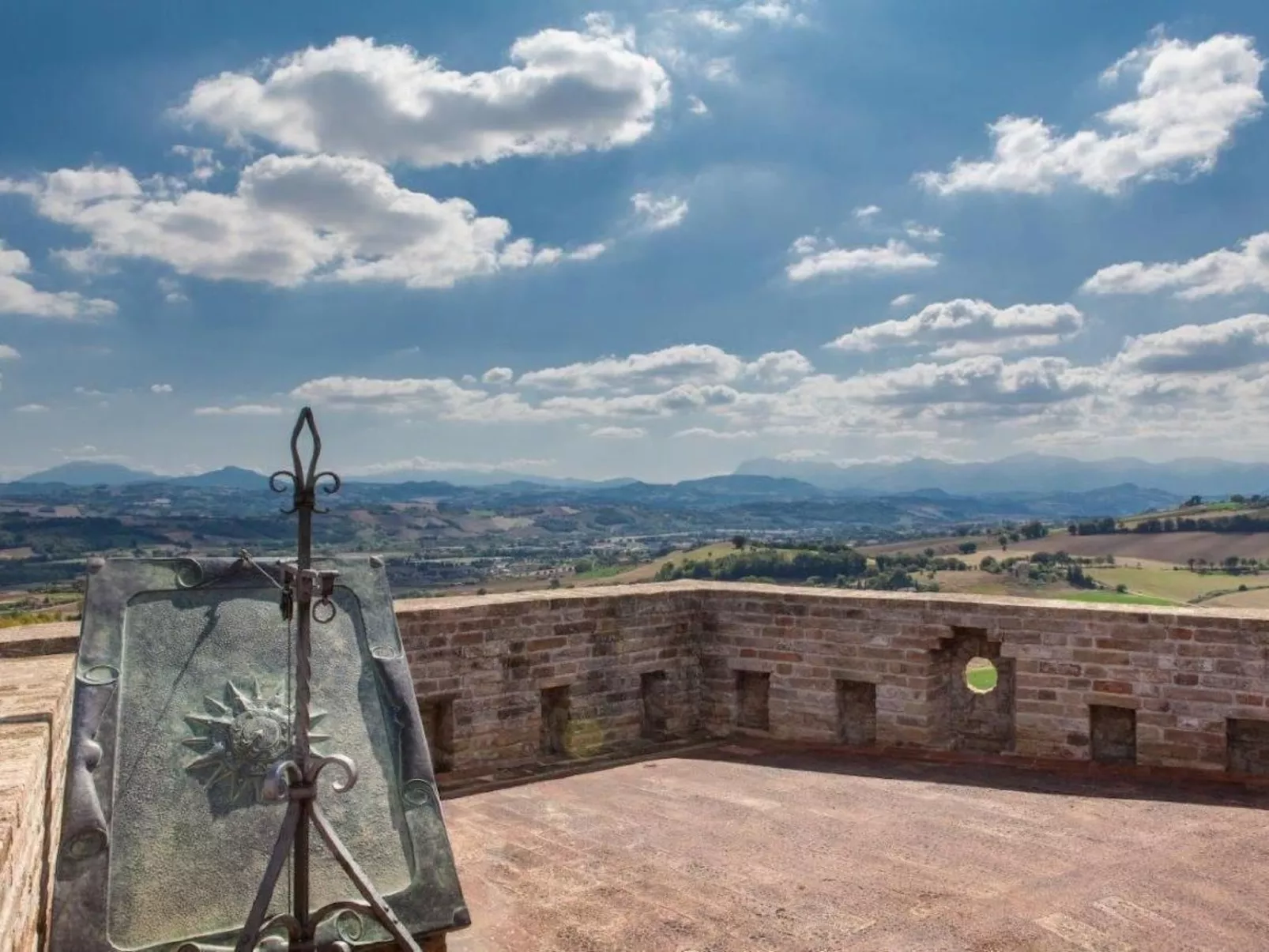 MarcheAmore - Torre da Bora, luxuriöser mittelalterlicher Turm - Image-tags.info