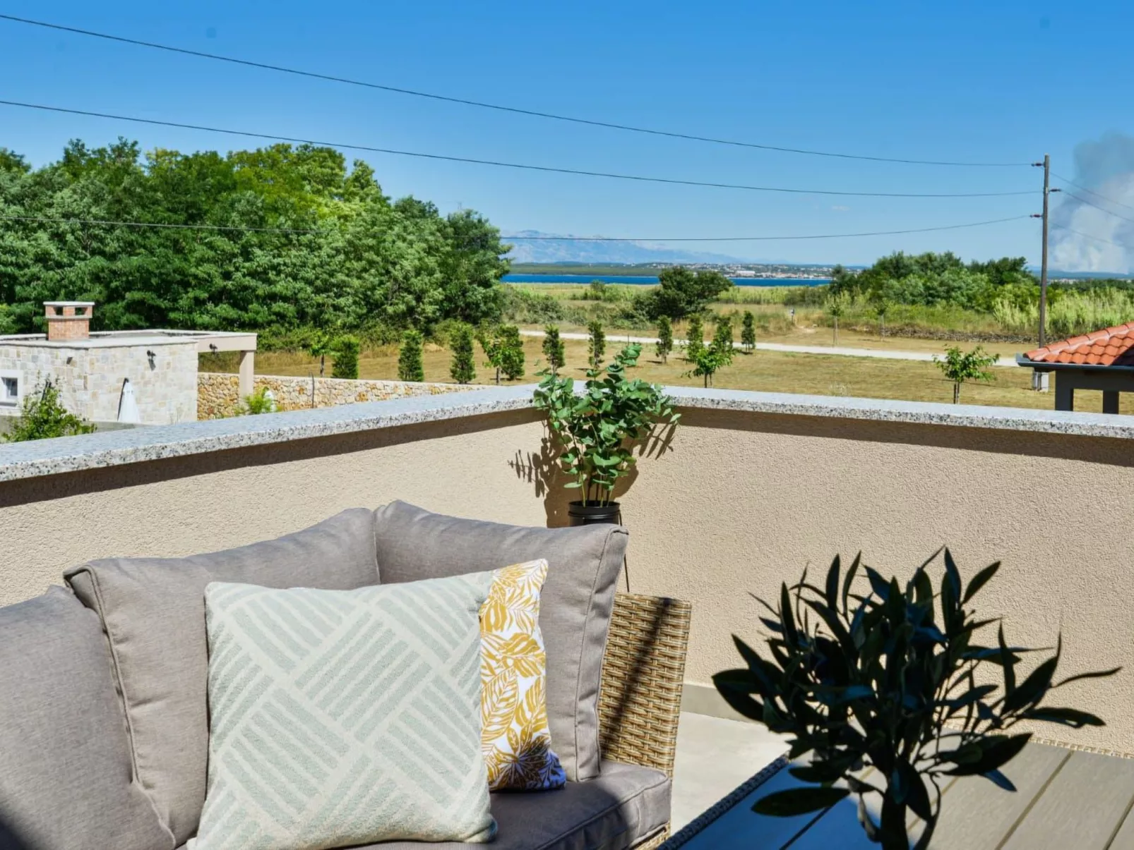 Romantische Villa mit Pool und Sauna, in Strandnähe - Image-tags.info