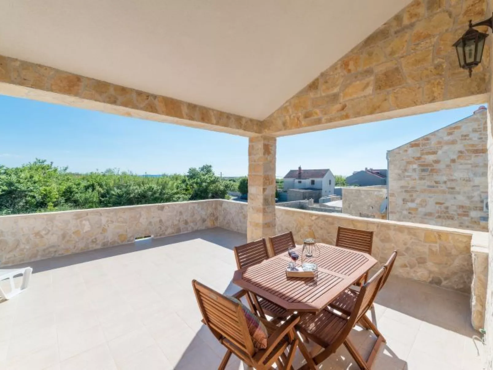 Steinvilla mit Pool, Meerblick, Nähe Sandstrand - Image-tags.info