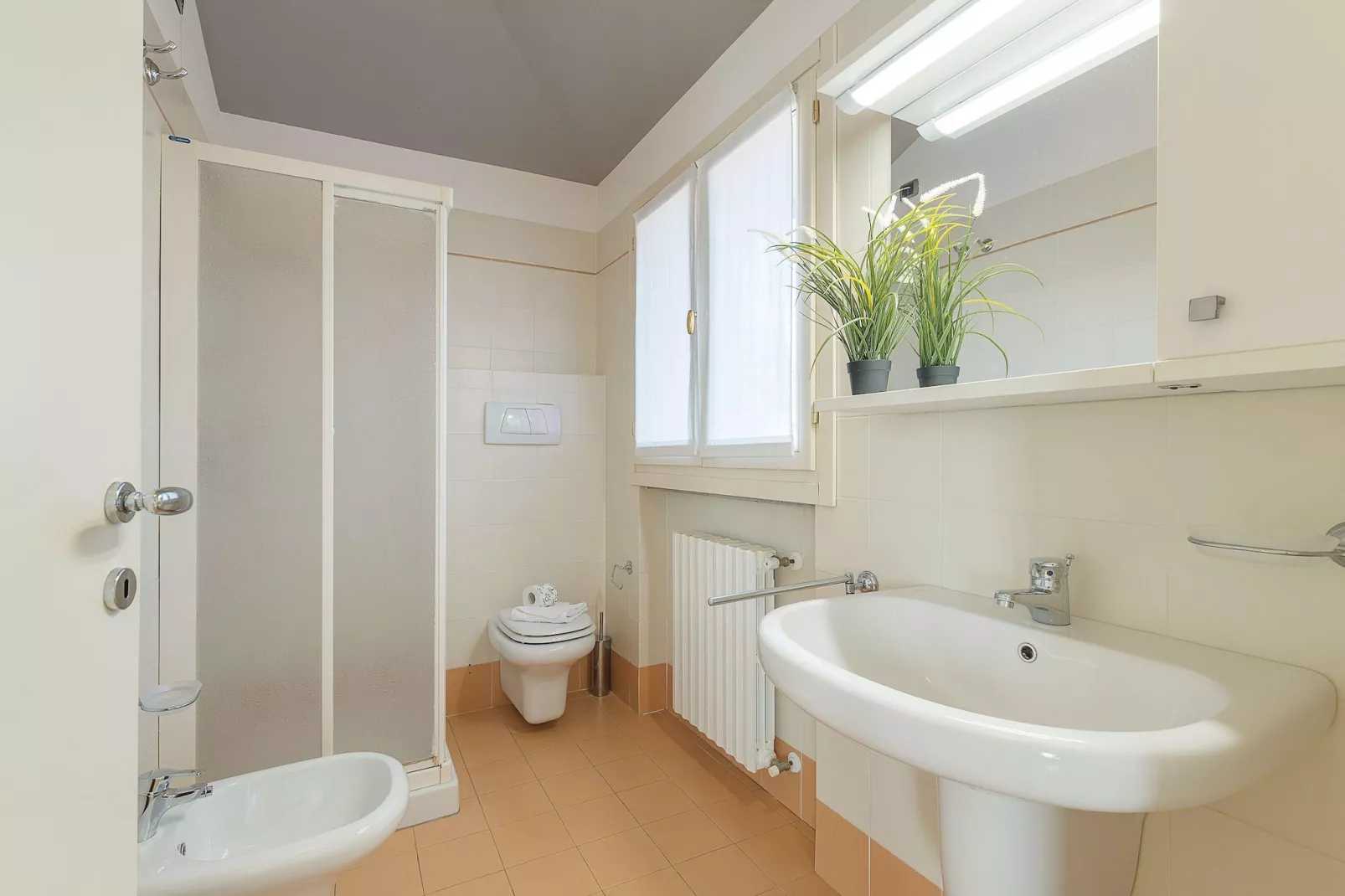 RESIDENCE PORTO LETIZIA - VILLAS-STUDIO 4 PAX VISTA LAGO DELUXE 8214 - VSLD4 - Badkamer