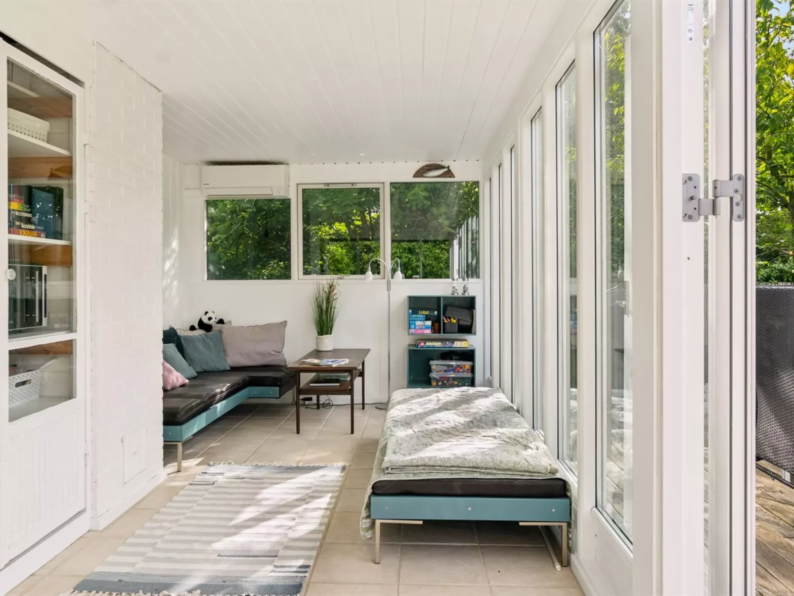 "Manko" - 250m from the sea - Binnen