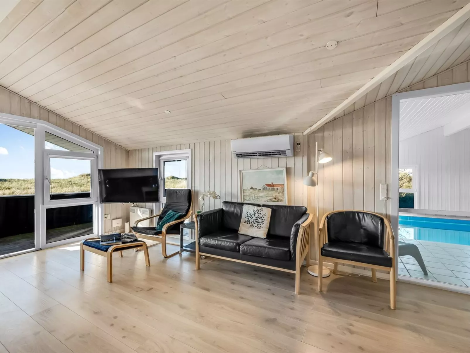 "Jaana" - 10m from the sea - Binnen