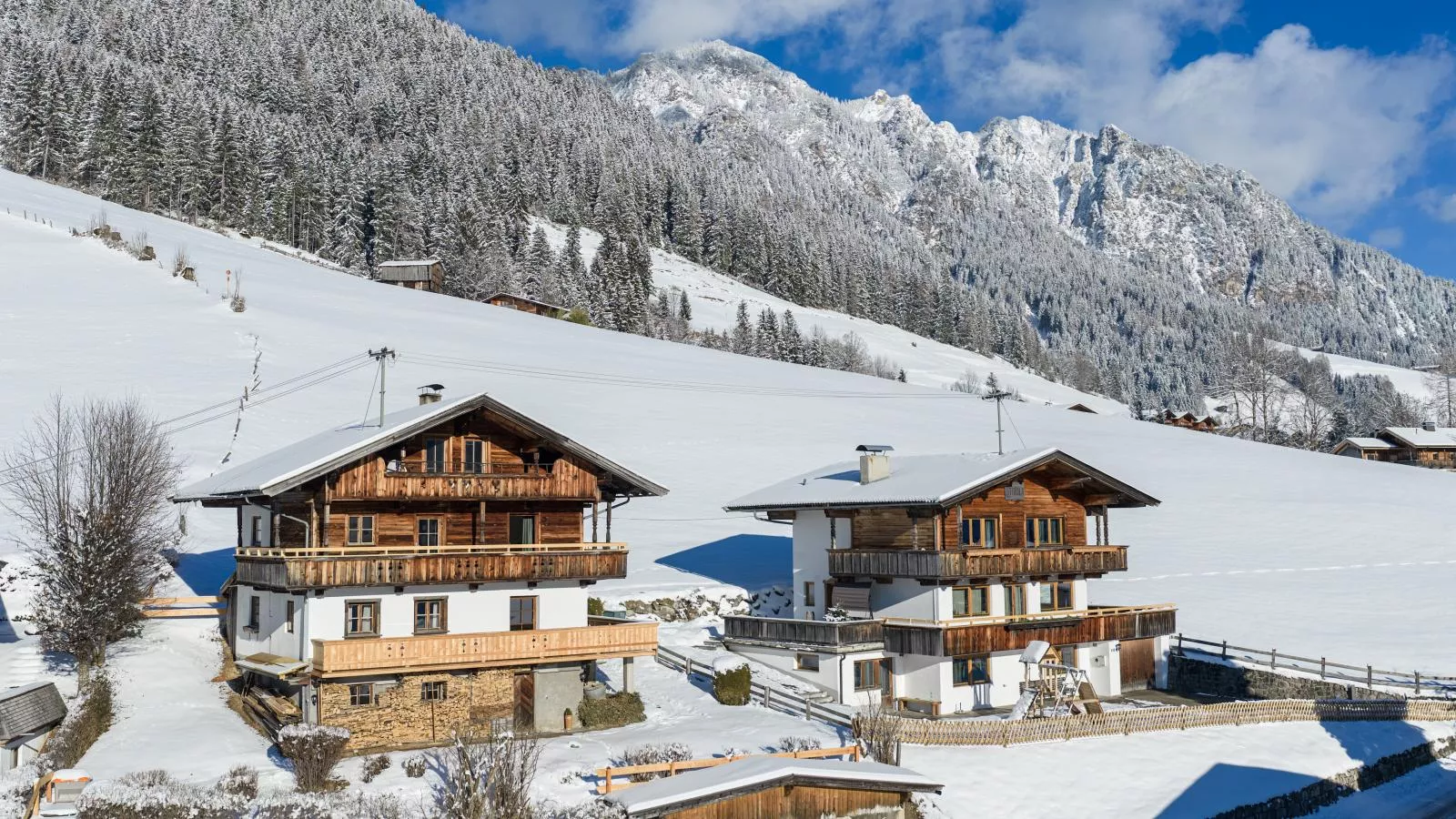 Tirola Hütte-Exterieur winter