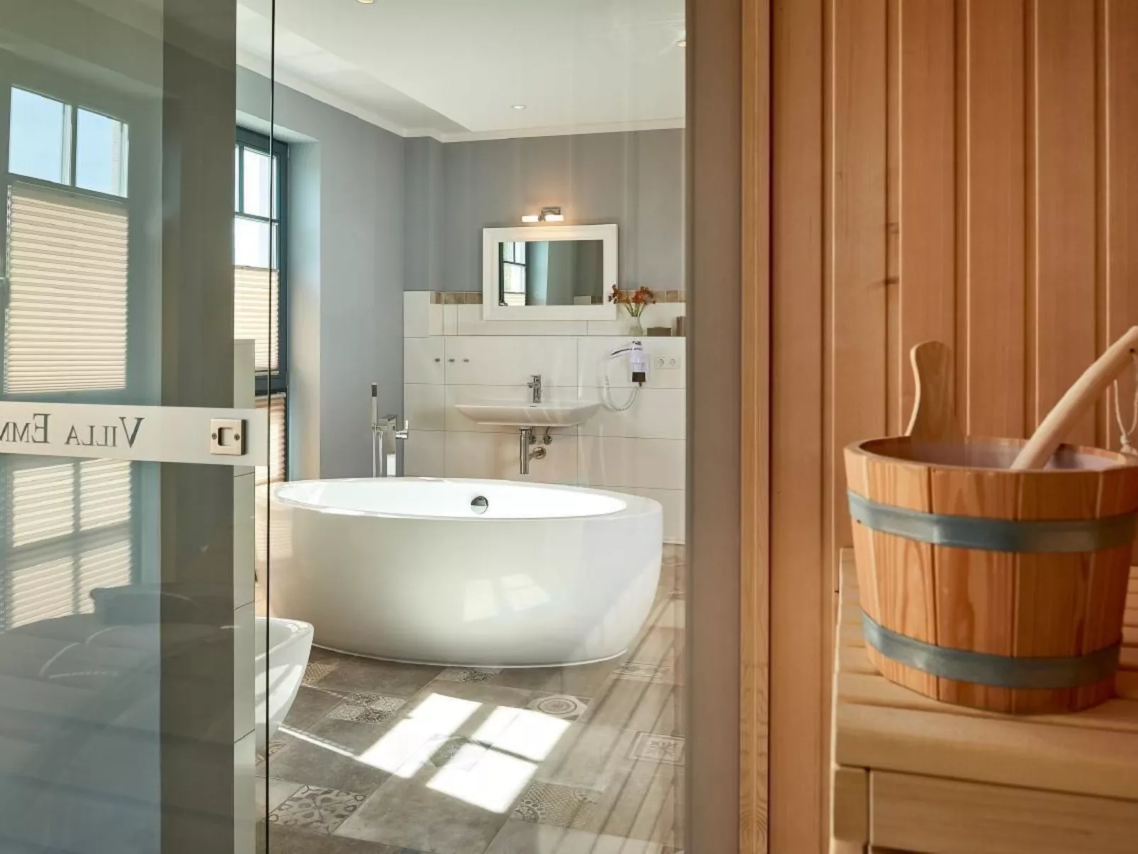 In Sellin mit Großer Sauna - Image-tags.info