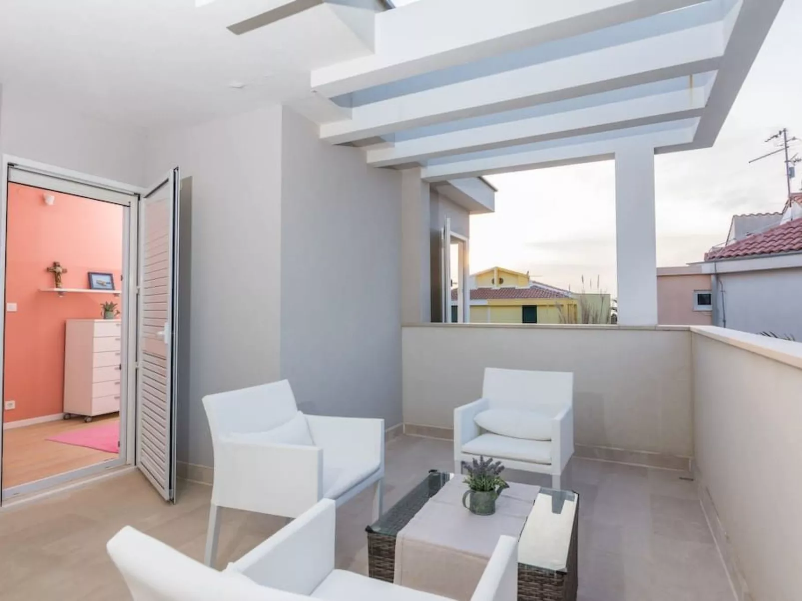 Luxuriöse Villa White Rose mit Pool in der Nähe von Zrče Beach - Image-tags.info