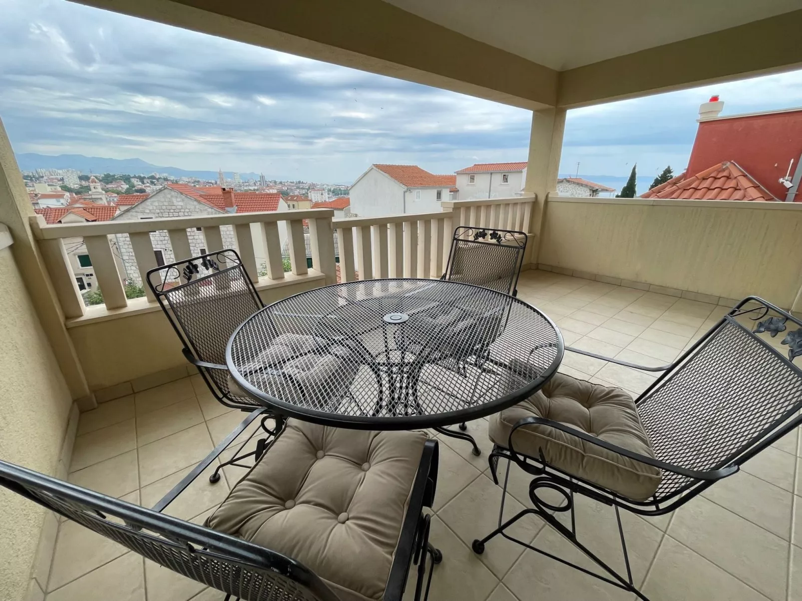 Villa Anna Varos - Image-tags.info