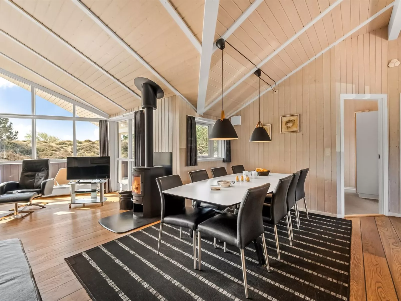 "Arine" - 700m to the fjord - Binnen