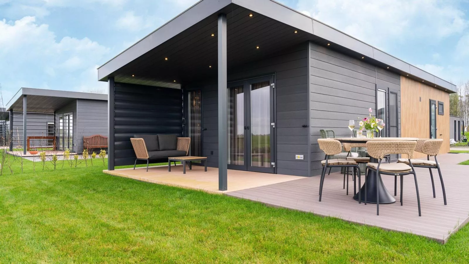 Bij de Bakker - Buitenkant zomer