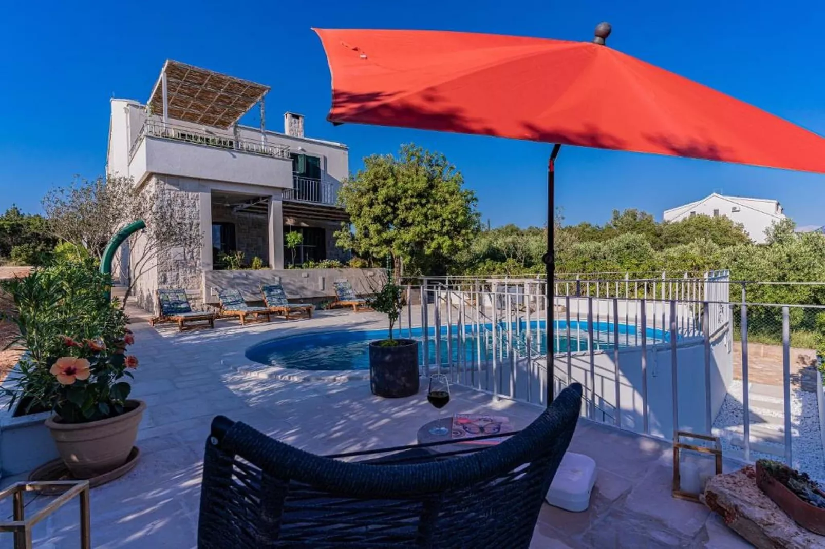 Villa Vera -Three Bedroom Villa with Swimming pool - Zwembad