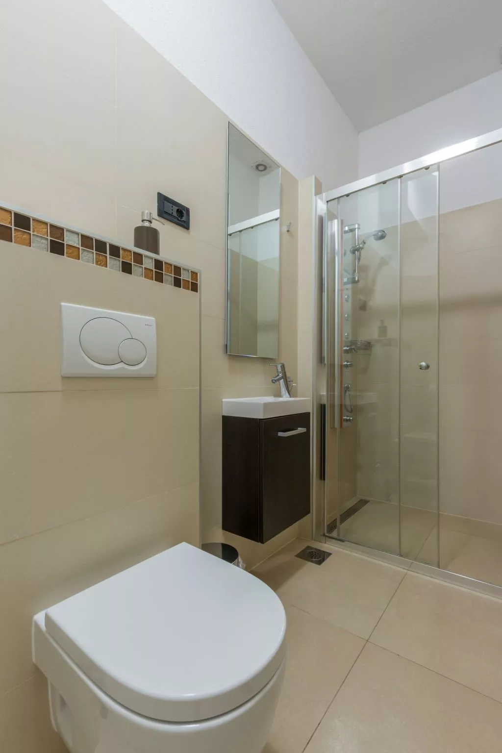 In Pomer mit privatem beheizten Pool und Meerblick - Image-tags.info