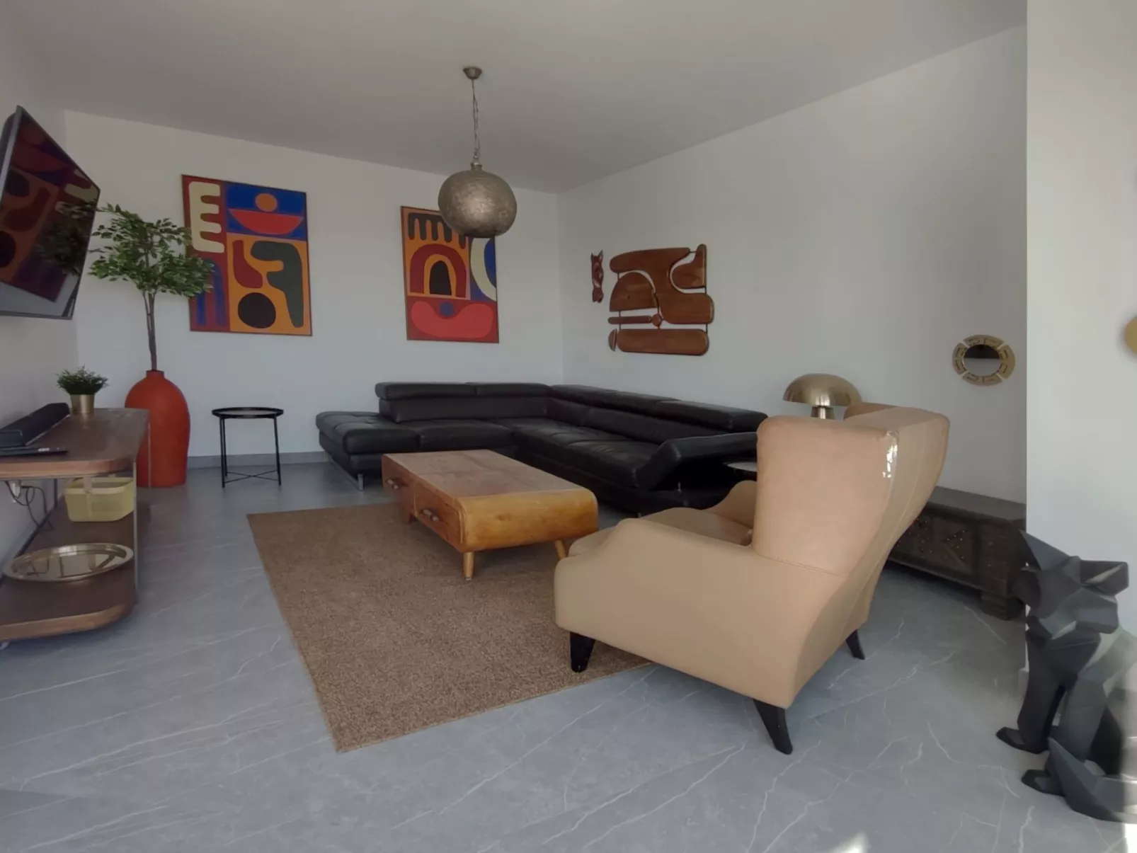 Atemberaubende Villa mit passender Aussicht - Image-tags.info