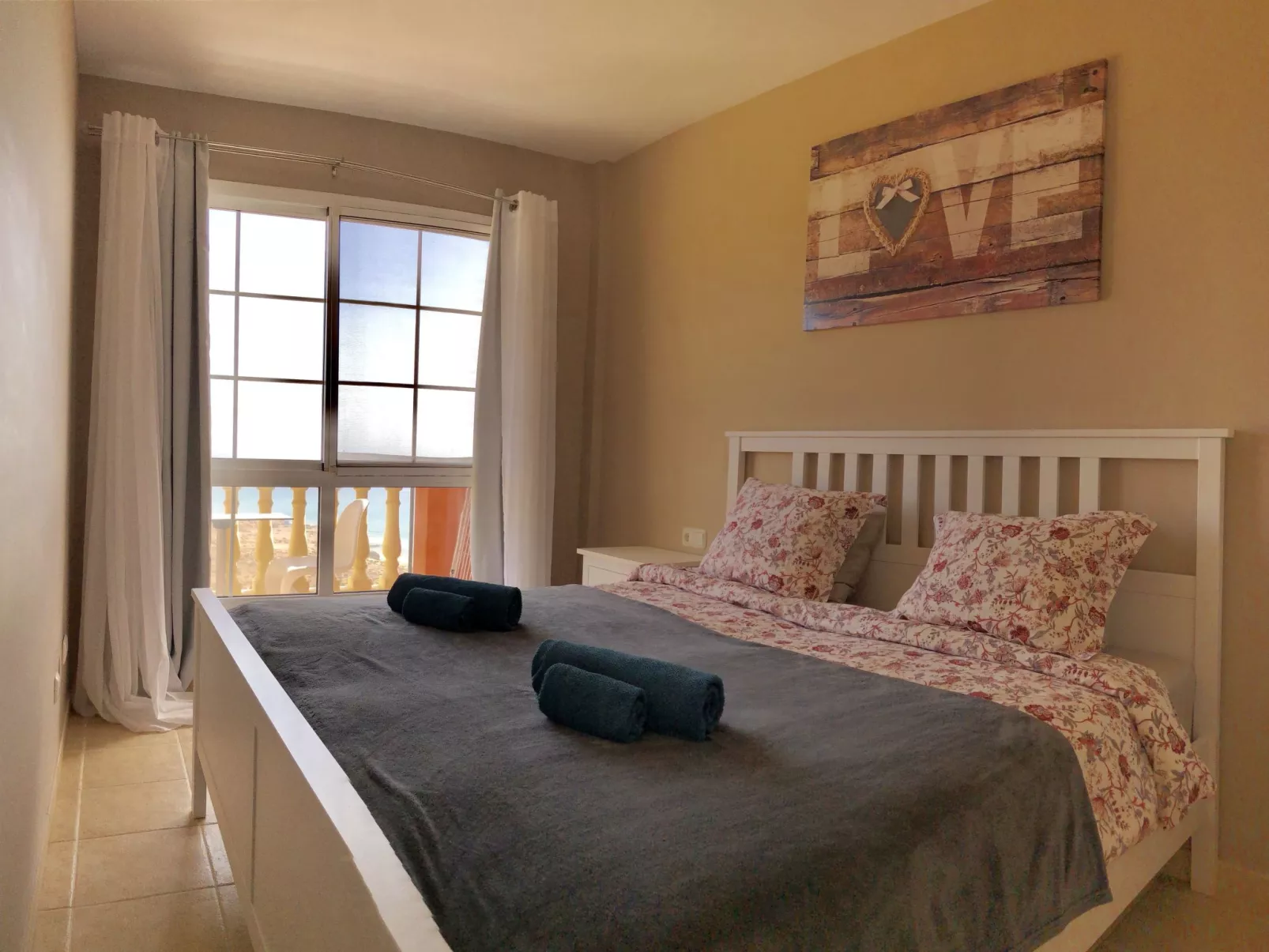 Für 5 Personen ca. 70 m&sup2; in Costa Calma, Fuerteventura (Südküste von Fuert - Image-tags.info