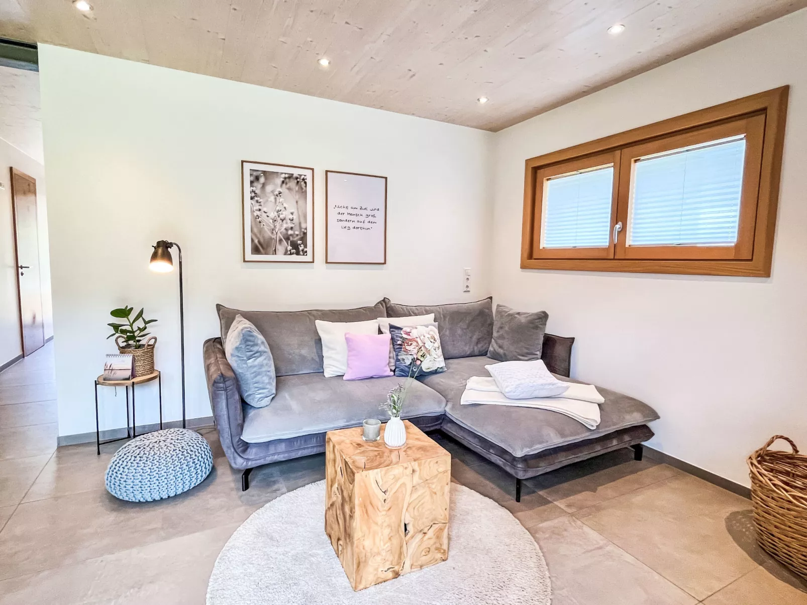 Kinast (HFT201)-Binnen